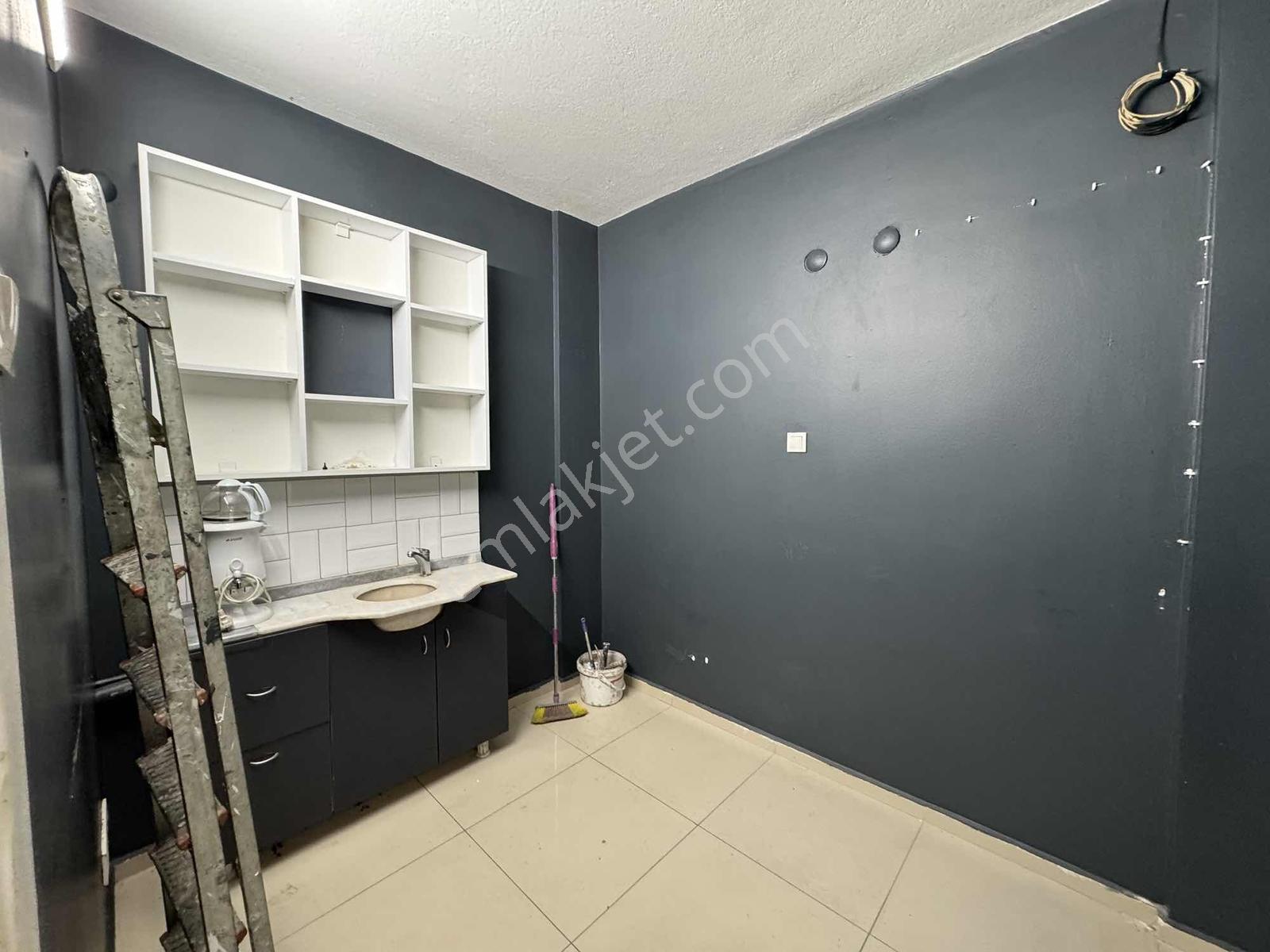 Akın'dan Göksu Mah İşlek Konumda Caddeüzeri 75 M2 Kiralık Dükkan - Görsel 10