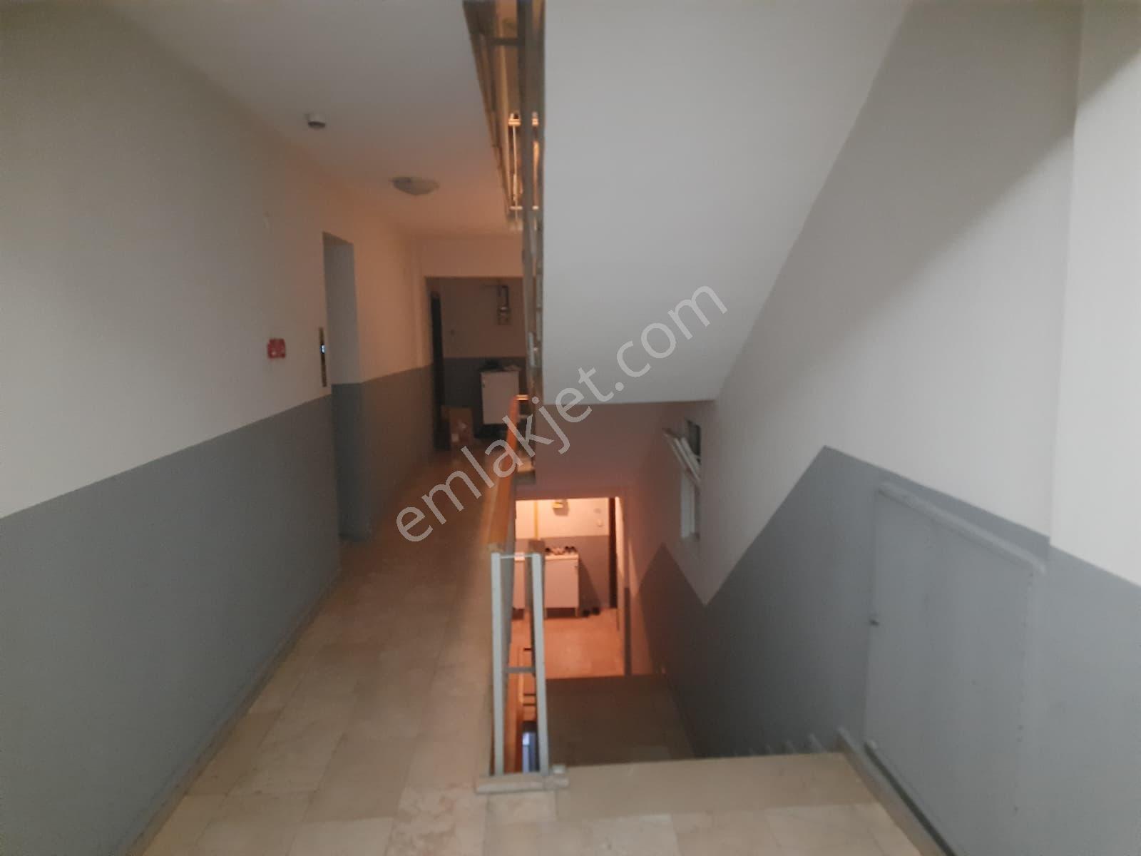Canik'te 5+2 Ferah, Geniş, Kullanışlı Dubleks Daire - Görsel 8