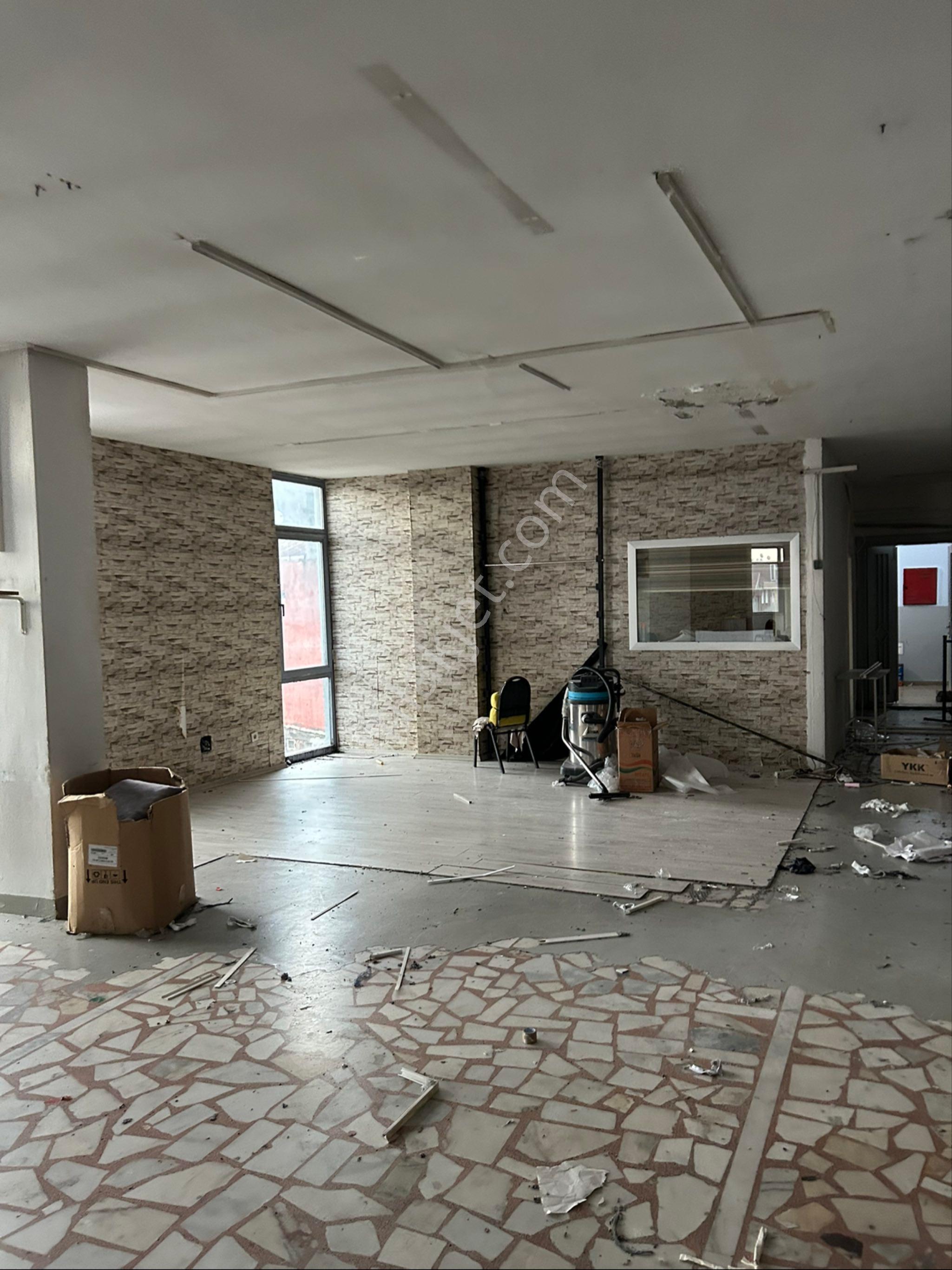 15 Temmuz Mahallesinde Kiralık 600 M2 2.kat Yük Asansörlü İşyeri - Görsel 6