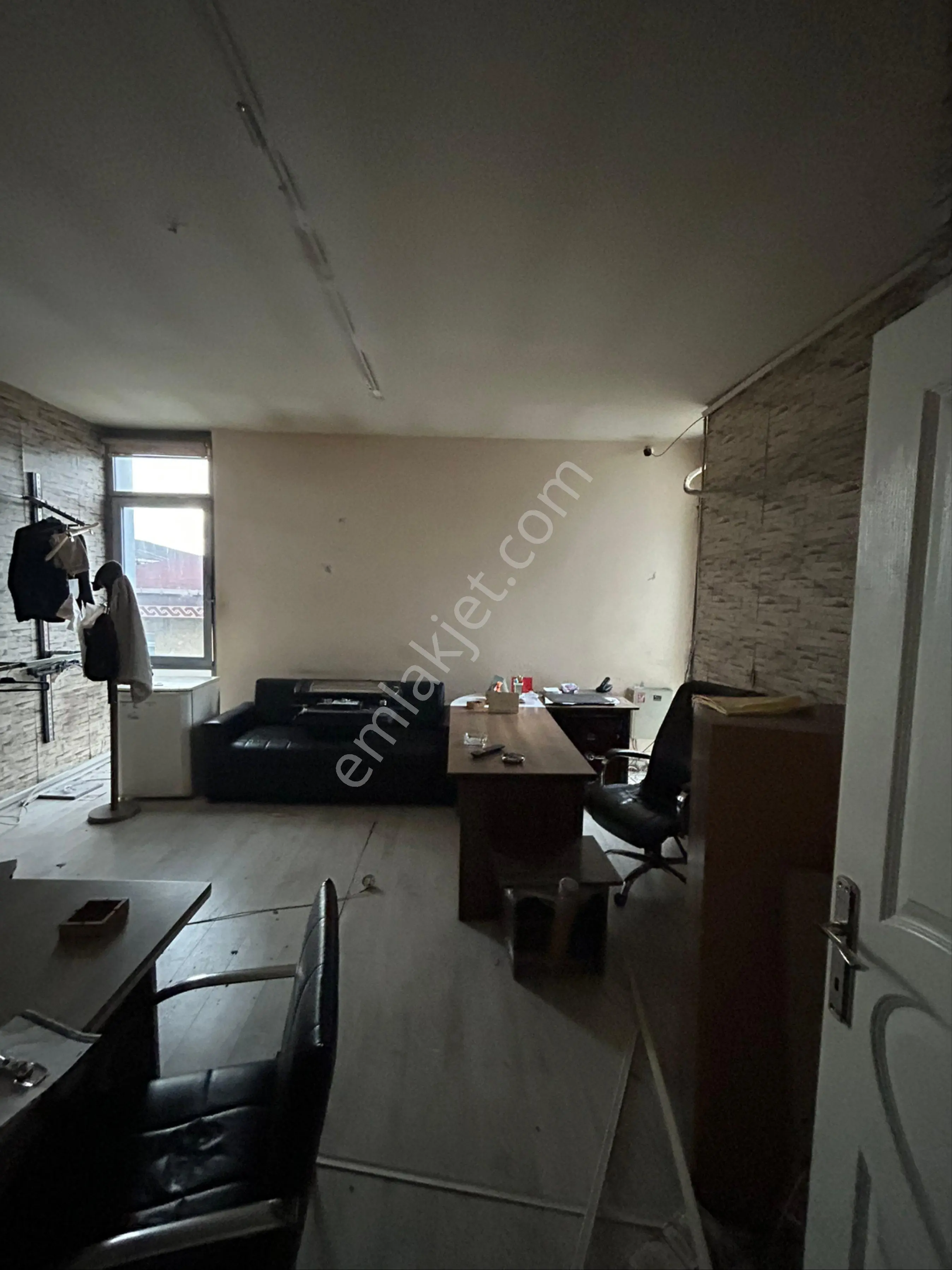 15 Temmuz Mahallesinde Kiralık 600 M2 2.kat Yük Asansörlü İşyeri - Görsel 4