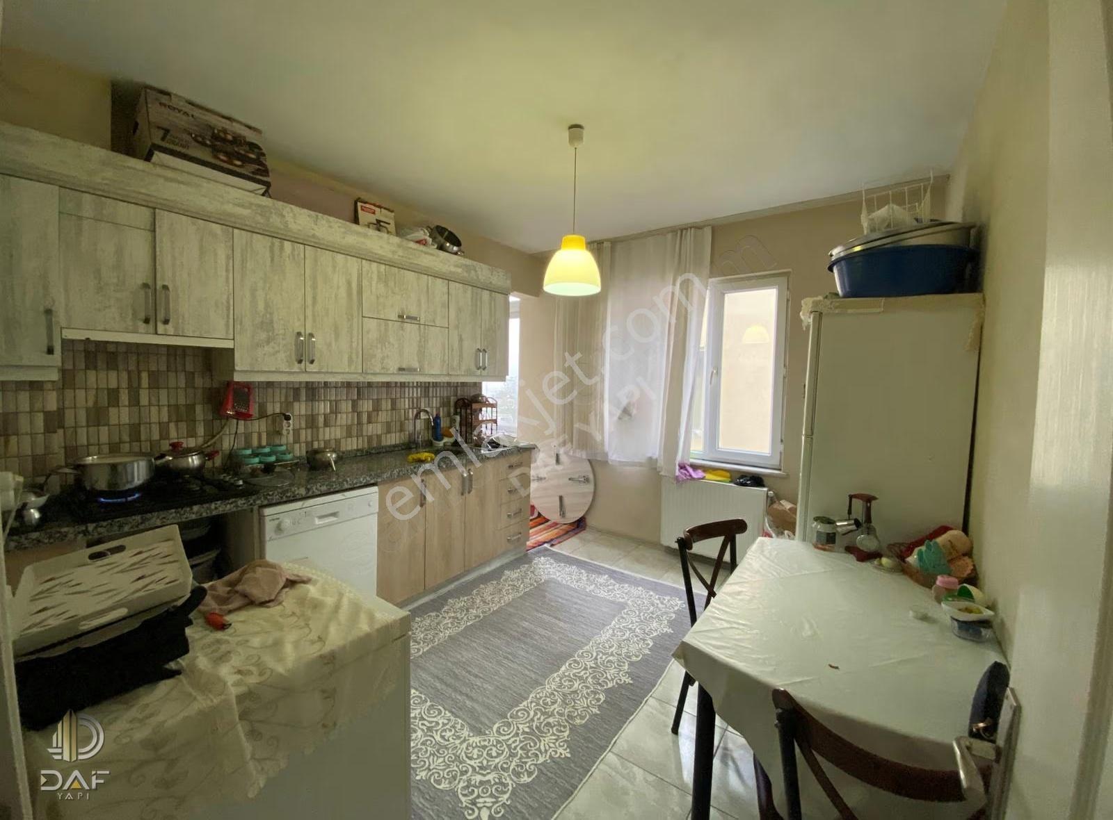 Arnavutköy Göçmenkentte 2+1 100m² 3.kat Temiz Satılık Daire - Görsel 12