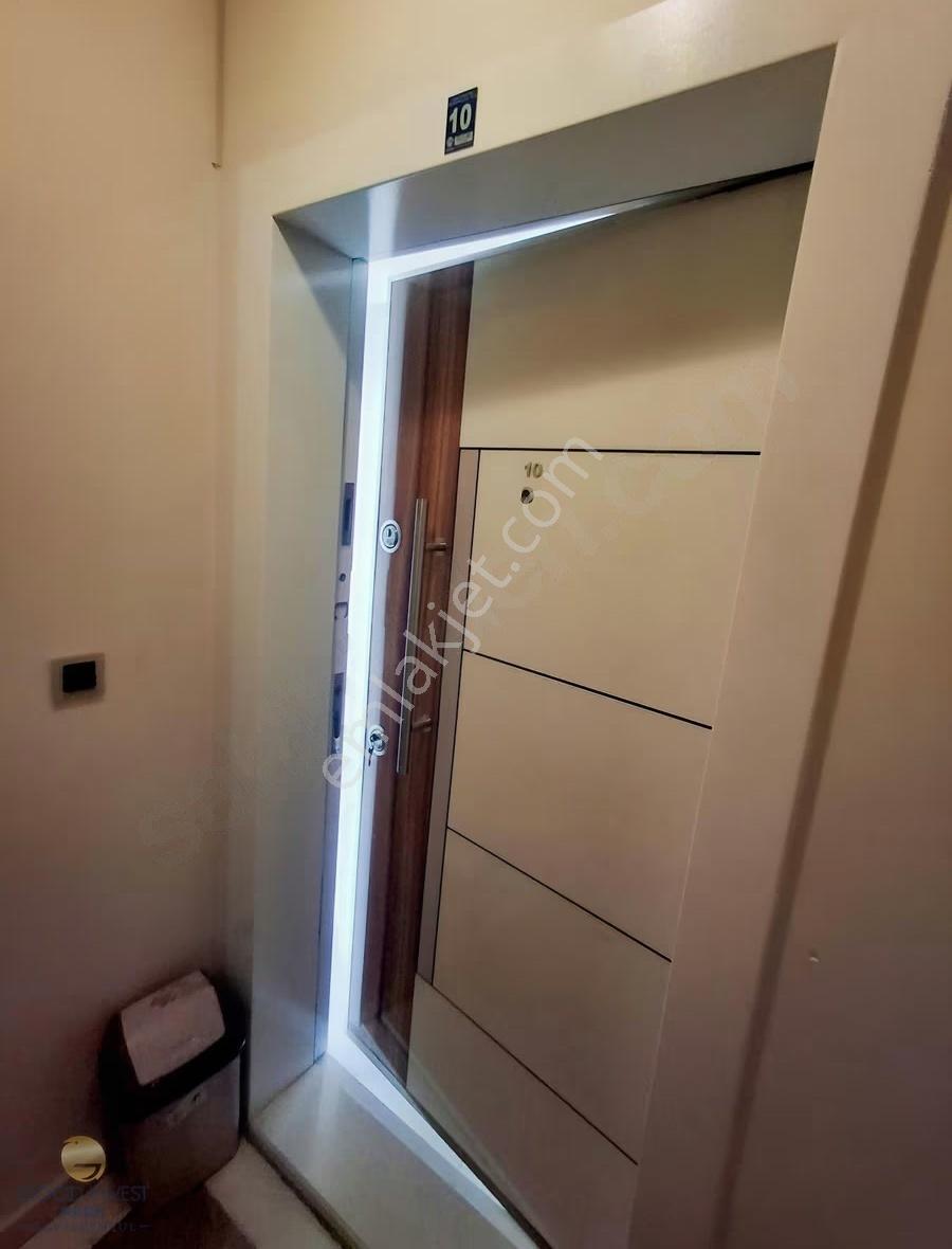 Şehir Merkezinde Kiralık Eşyalı 1+1 Daire Konforlu Yaşam Fırsatı - Görsel 14