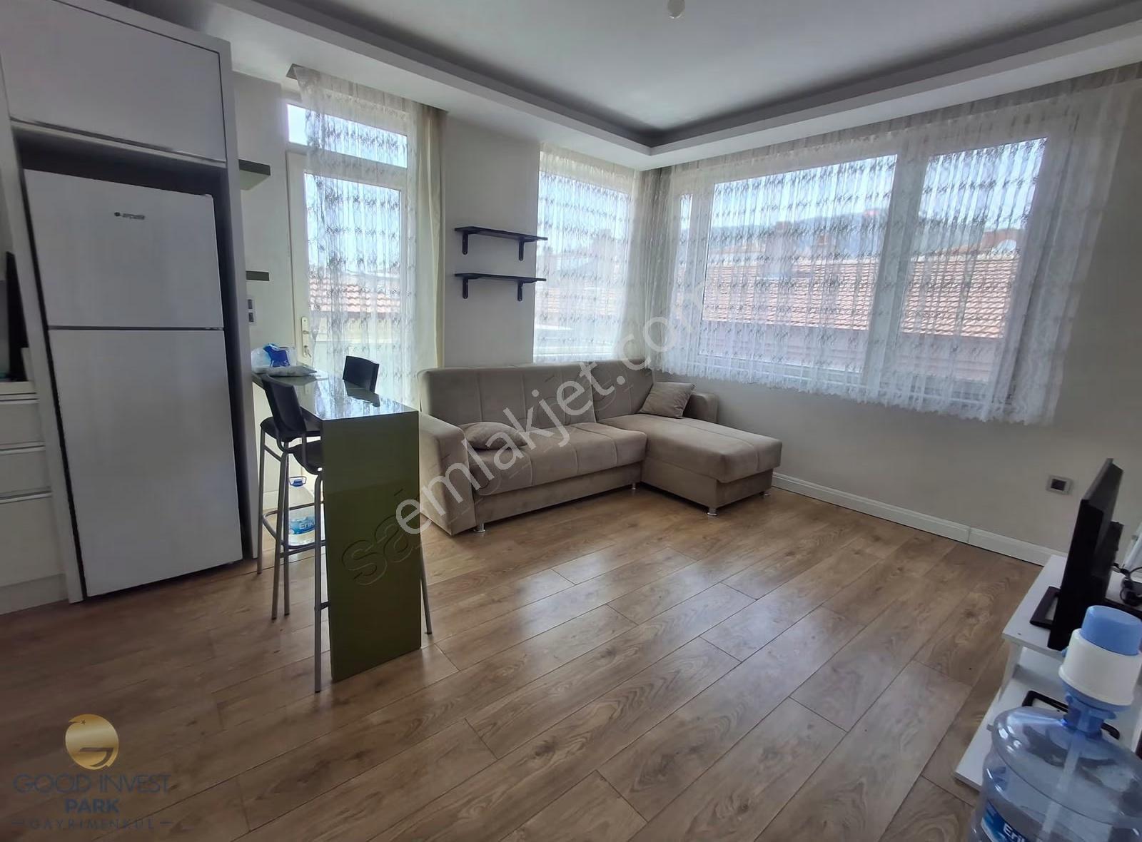 Şehir Merkezinde Kiralık Eşyalı 1+1 Daire Konforlu Yaşam Fırsatı - Görsel 11