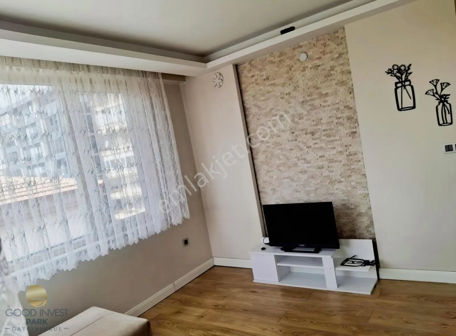 Şehir Merkezinde Kiralık Eşyalı 1+1 Daire Konforlu Yaşam Fırsatı - Görsel 5