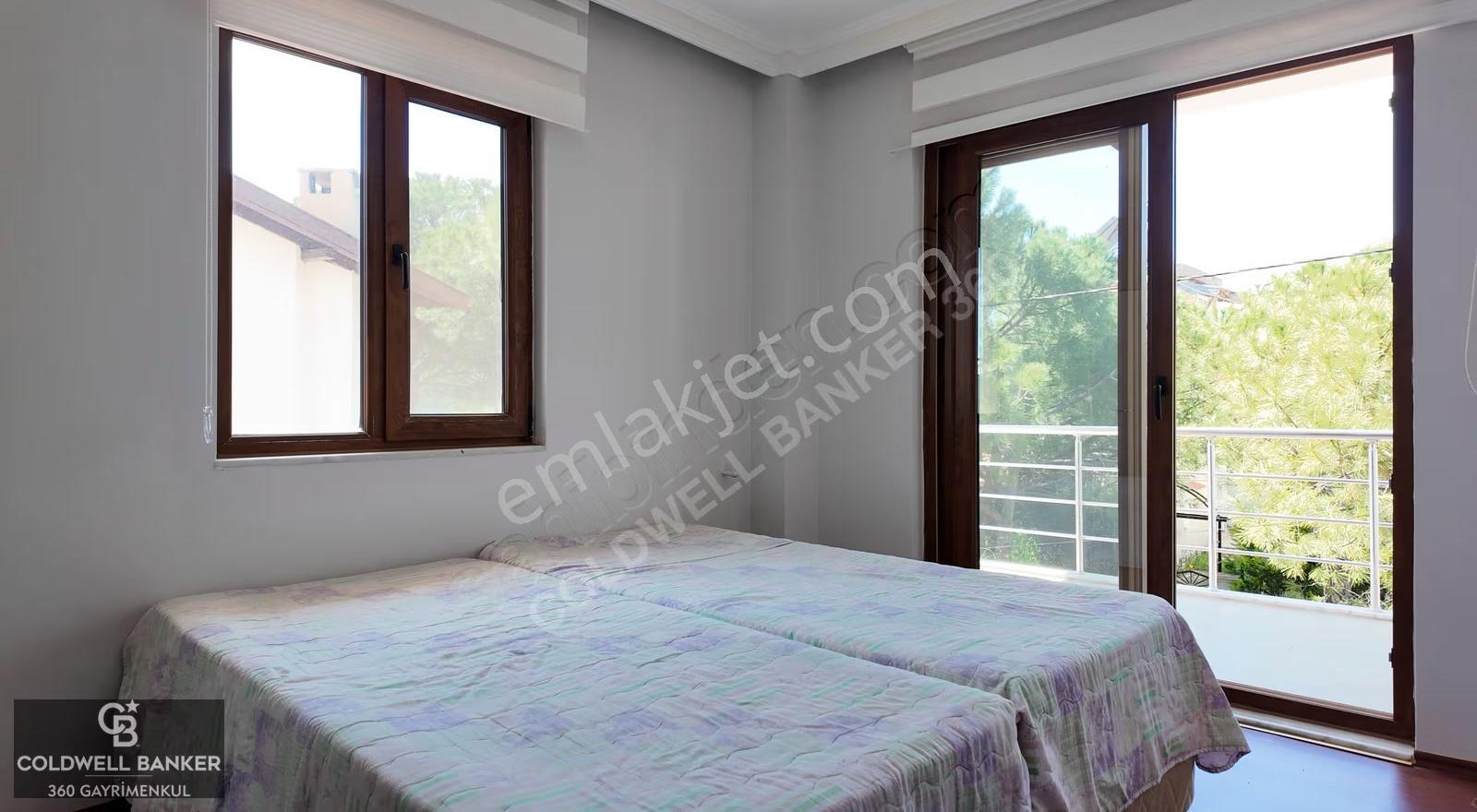 Dikili Kabakumda 6+1 Satılık Tripleks Villa - Görsel 18