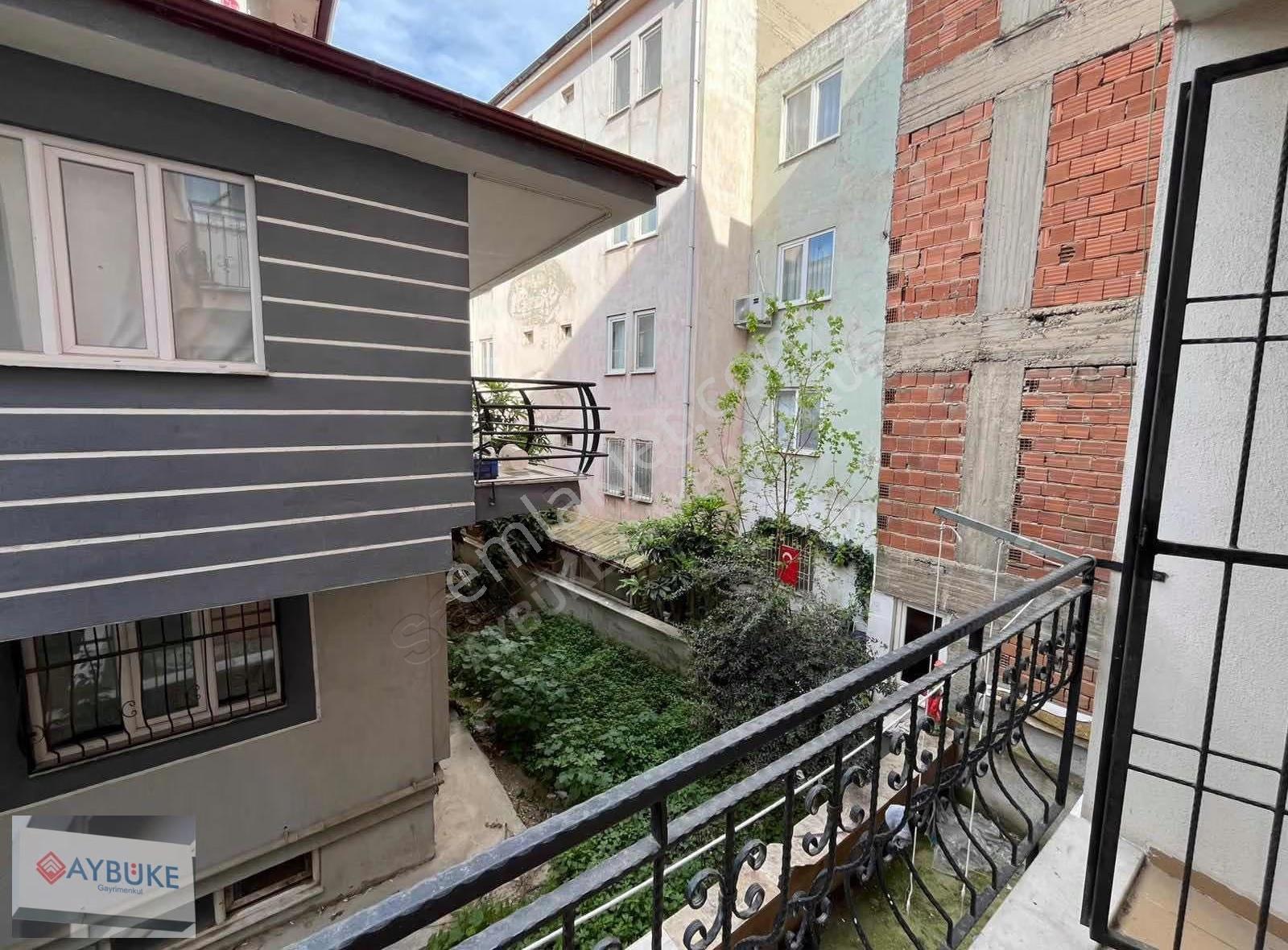 İstiklal'de Merkezi Konumda 2+1 Daire - Görsel 9
