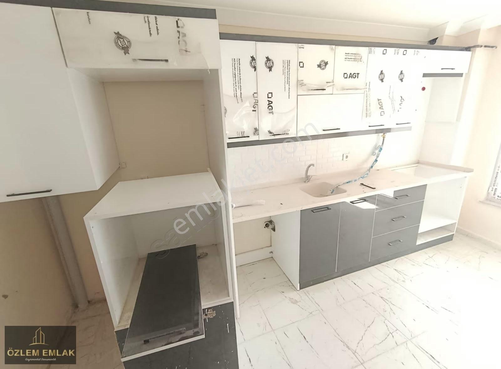 Özlem Den Kurtuluş Caddesine Cephe 3+1 Ön Cephe Kiralık Daire - Görsel 12
