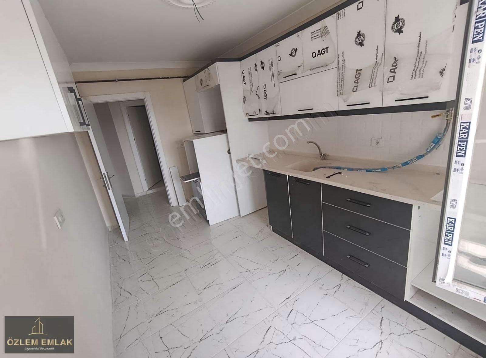 Özlem Den Kurtuluş Caddesine Cephe 3+1 Ön Cephe Kiralık Daire