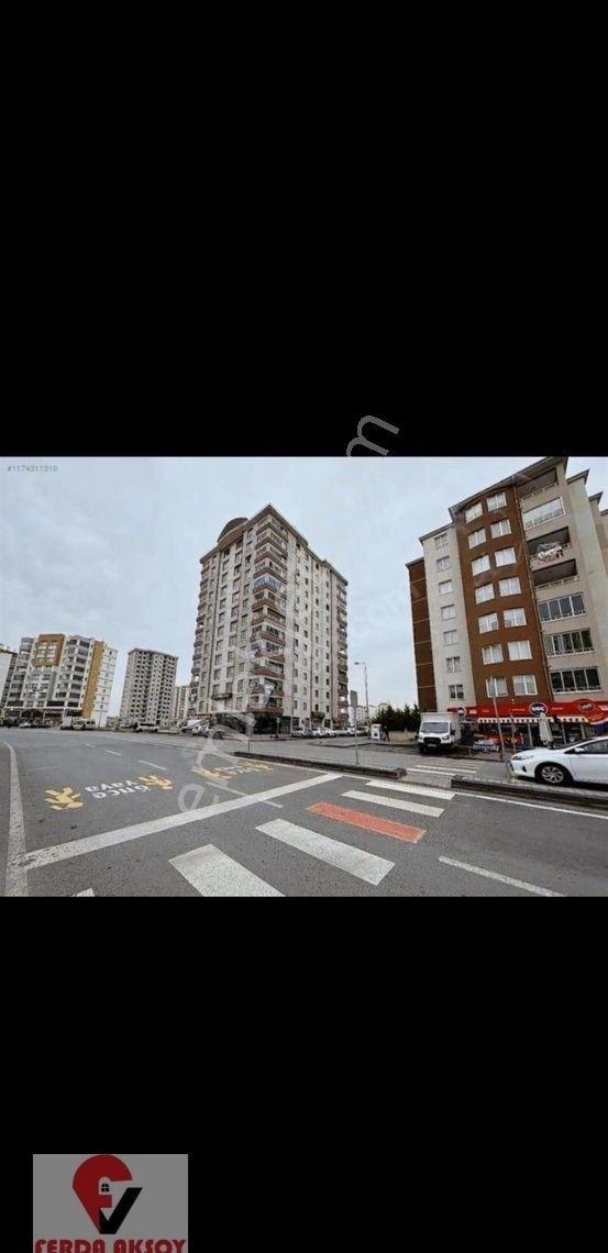 Yakut Mahallesinde Çift Banyolu Geniş Daire - Görsel 15
