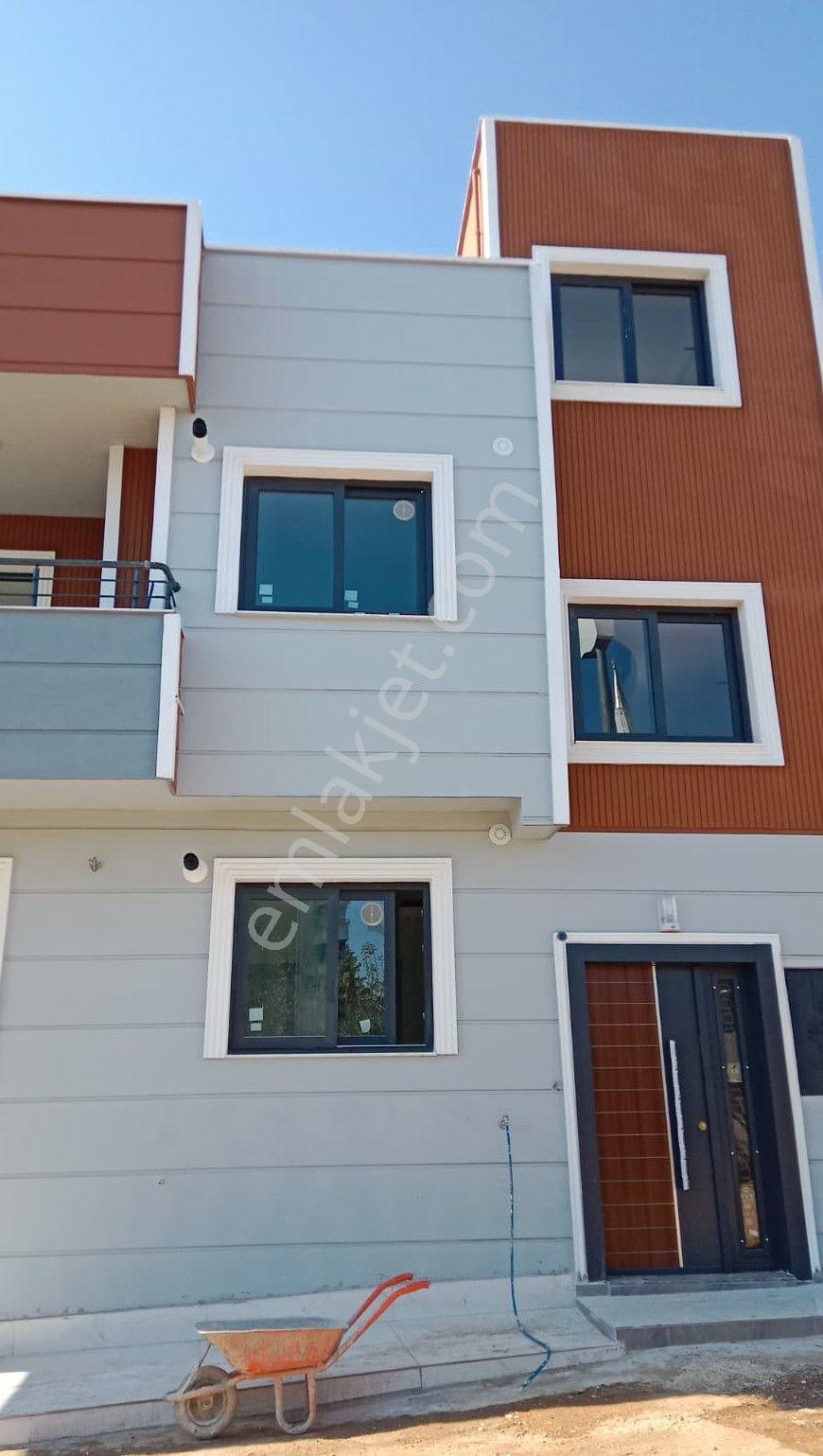 Karınca'dan Merkezde Kaçırılmayacak 2 Katlı Müstakil Ev Fırsatı - Görsel 6