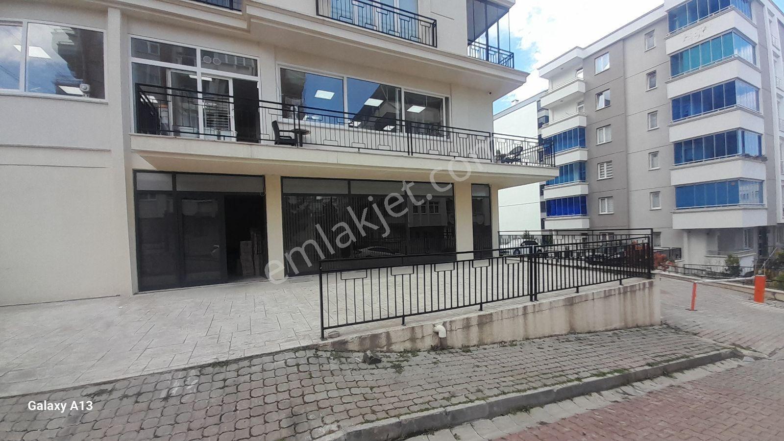 19 Mayıs Bulvarında Prestijli Konumda Satılık 80 M² Köşe Dükkan - Görsel 13