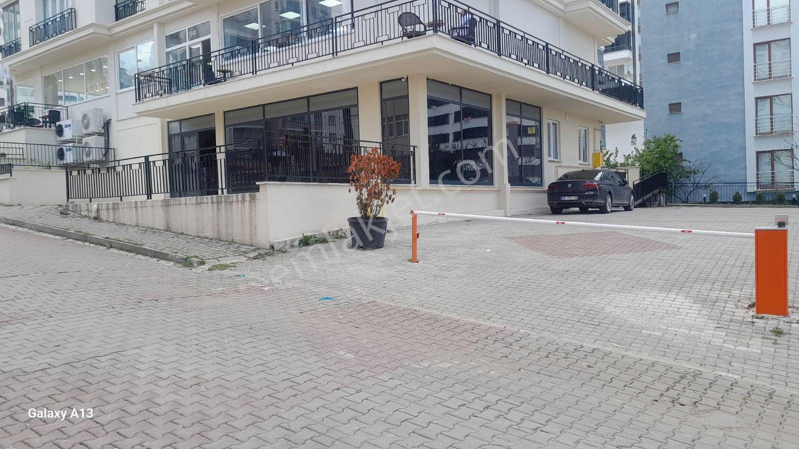 19 Mayıs Bulvarında Prestijli Konumda Satılık 80 M² Köşe Dükkan - Görsel 4