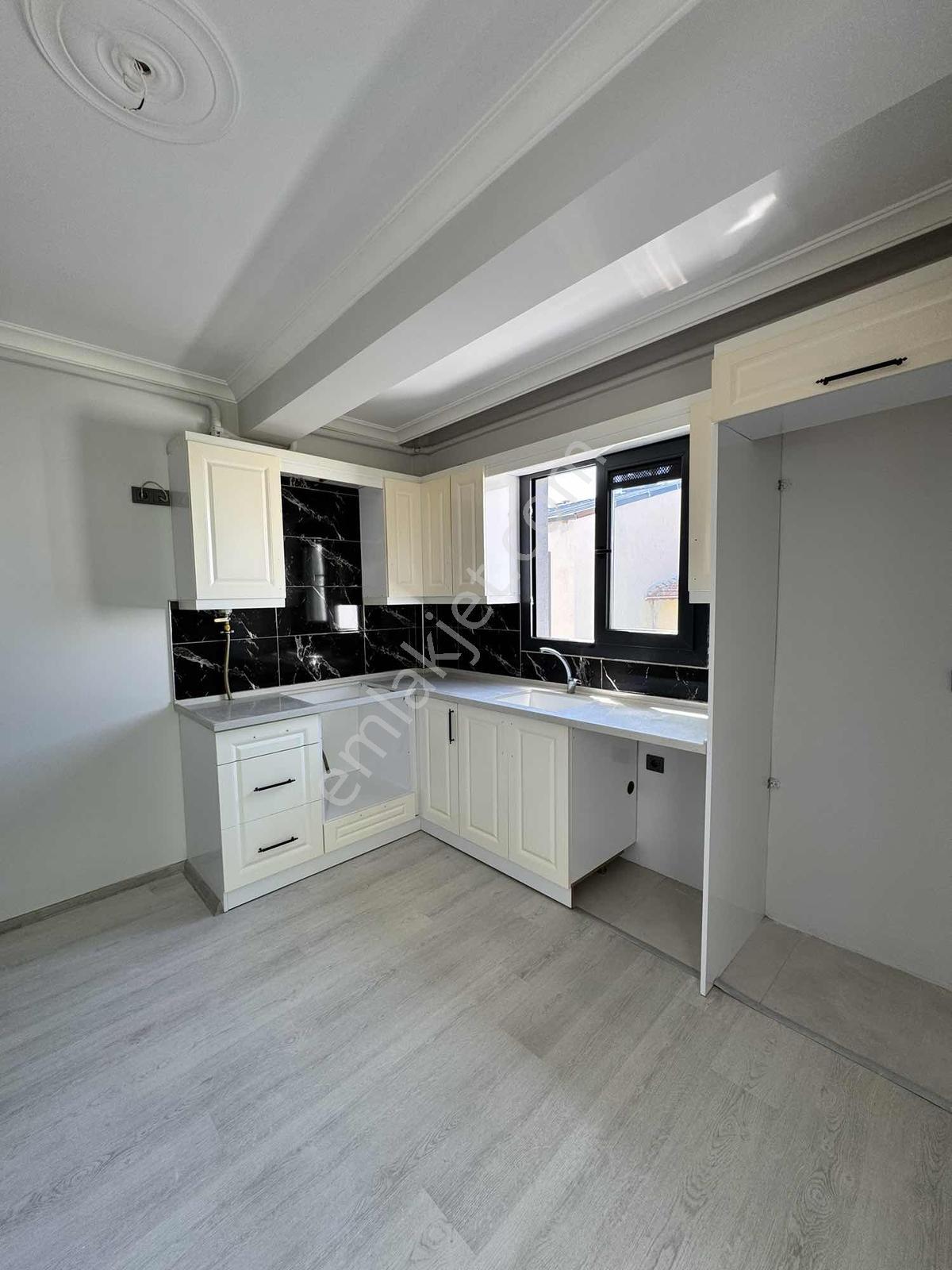 Reşatbey Mahallesi Ring Yolu Üzeri 2+1 100 M2 Arakat Daire - Görsel 11