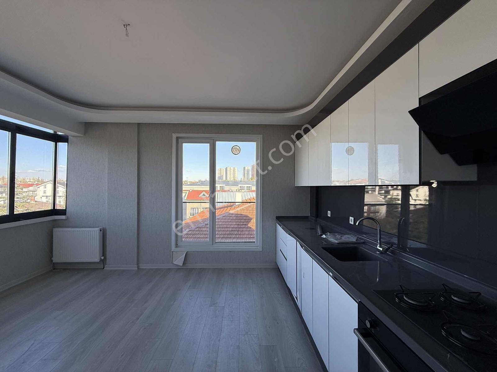 "alaçatı'dan" İncek Bulvar'da Ön Cephe Fiberli 3+1 Kiralık Daire - Görsel 37