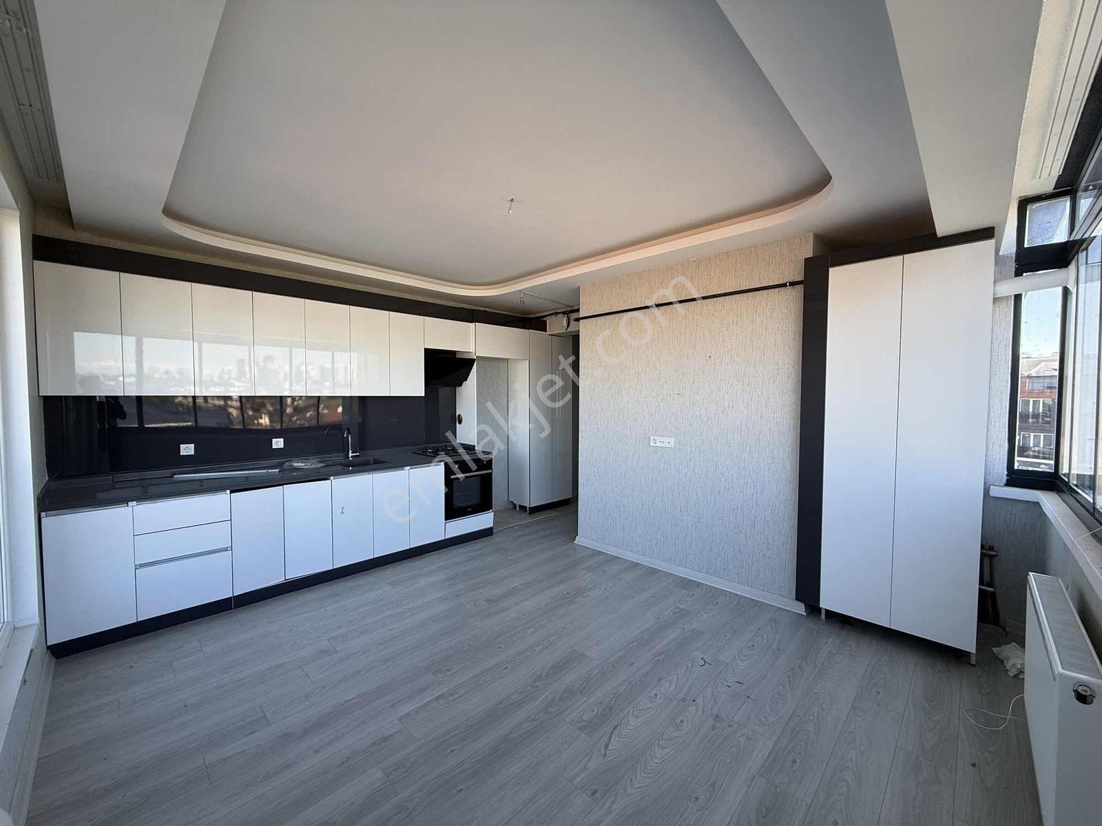 "alaçatı'dan" İncek Bulvar'da Ön Cephe Fiberli 3+1 Kiralık Daire - Görsel 10