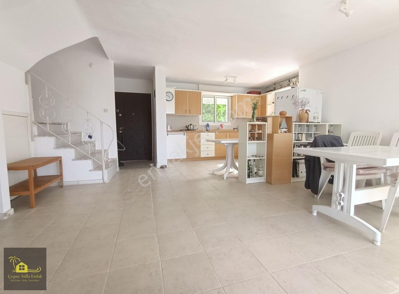 Alaçatı'da Eşyalı Kiralık Dubleks Villa Atilla Emlak - Görsel 22