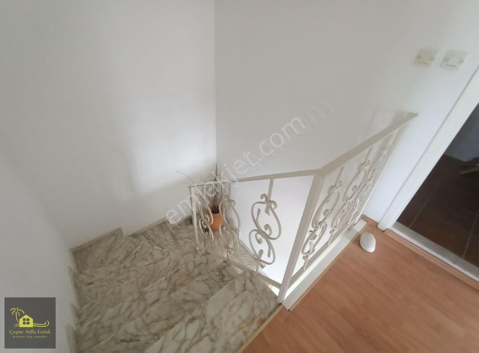 Alaçatı'da Eşyalı Kiralık Dubleks Villa Atilla Emlak - Görsel 24
