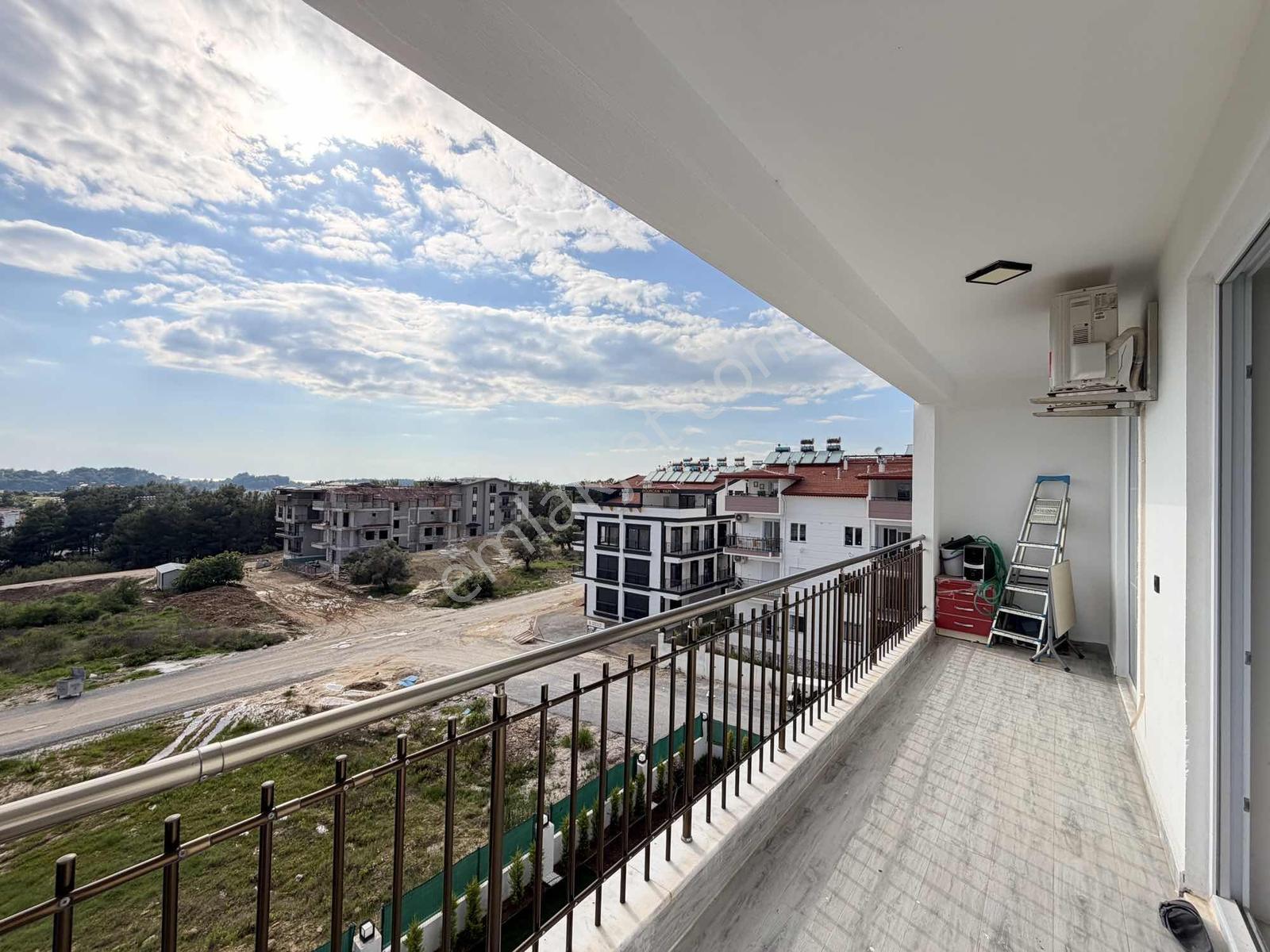 Manavgat Sarılar'da 4+1 Teraslı Havuzlu Asansörlü Site İçi - Görsel 18