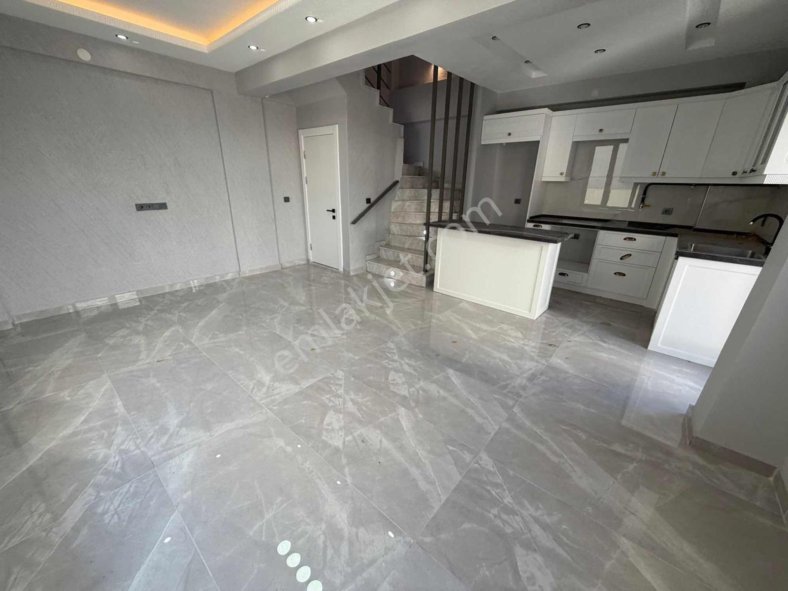 İskenderoğlu İnşaat Emlak Güvencesiyle Lüks 3+1 Havuzlu Villa - Görsel 27