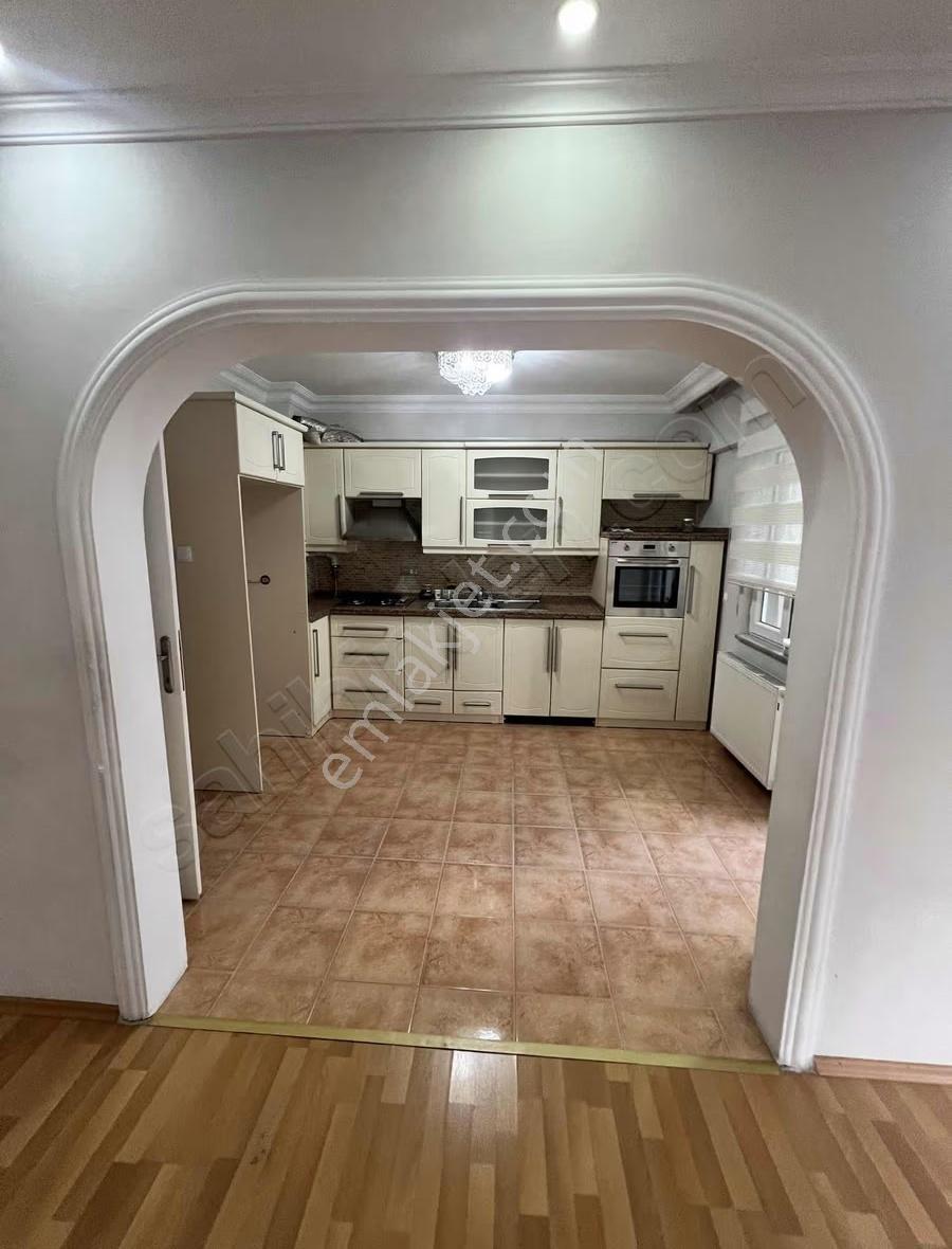 Altıkat Emlaktan Kiralık 3+1 Daire - Görsel 9