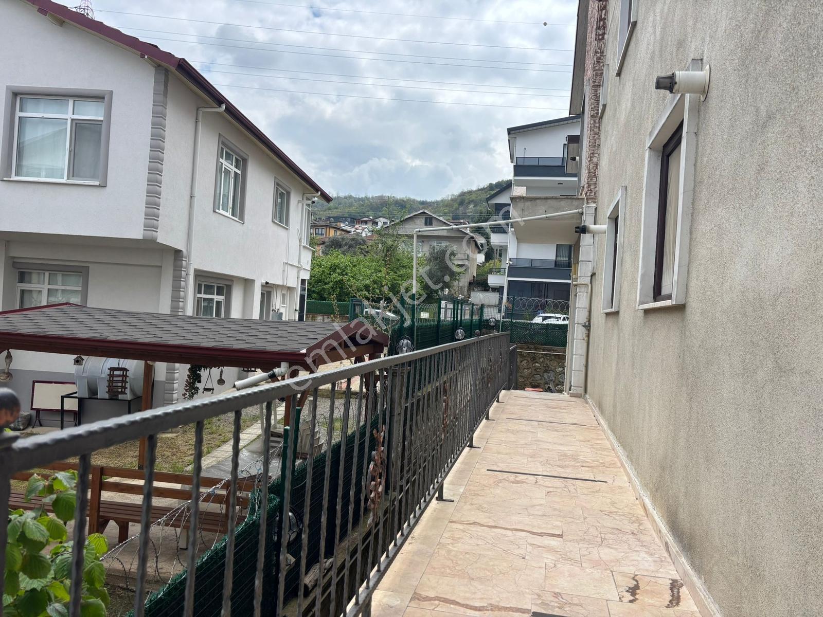 Havuzlu Sitede Çatı Dubleks 3+1 Satılık Daire - Görsel 17