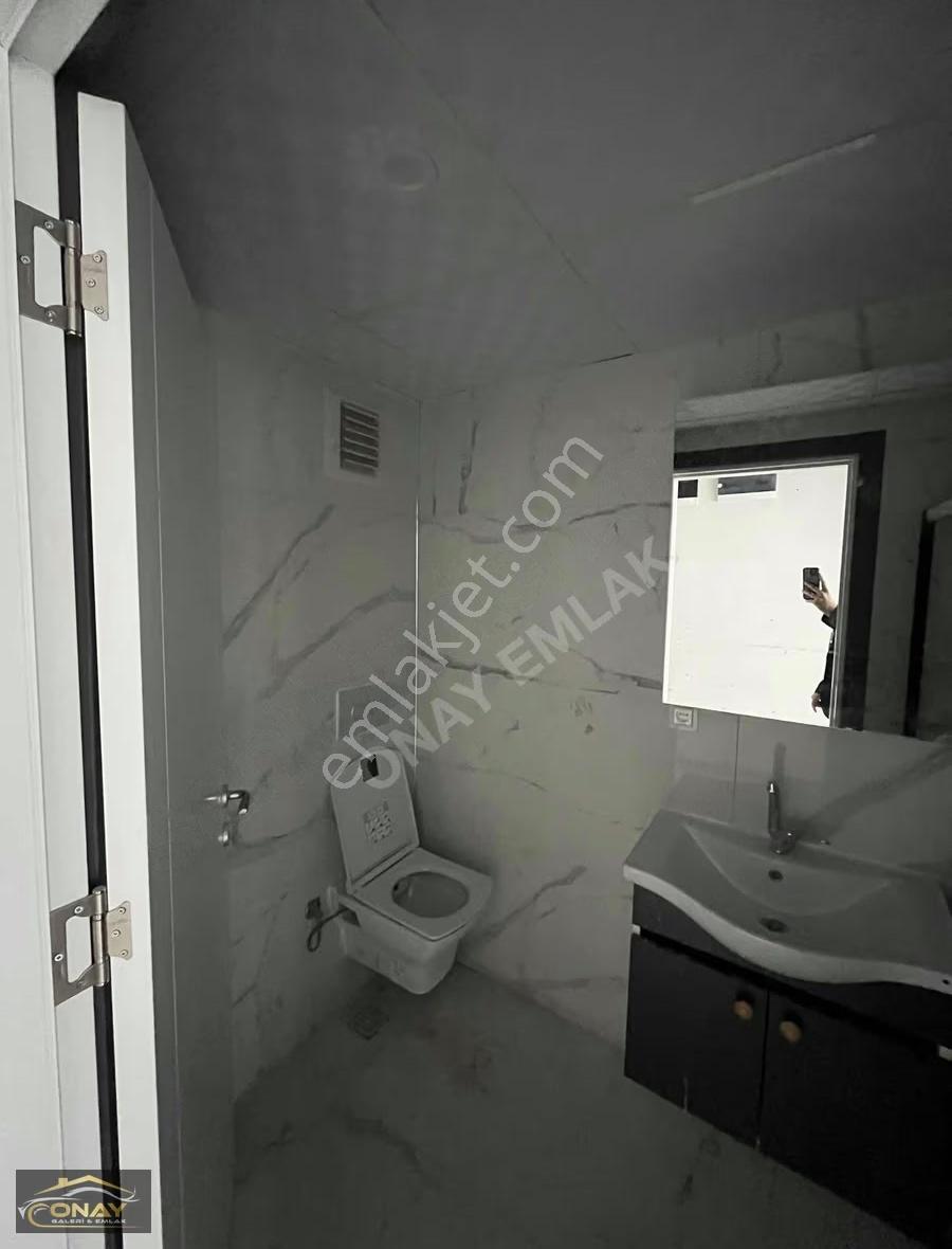 Onay Emlak'tan Mehmetpaşa'da 1+1 Kiralık Daire - Görsel 11