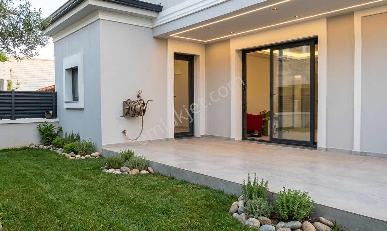 Monami'den Mükemmel Konumda Kum Denizine Yürüme Mesafesi Villa - Görsel 24