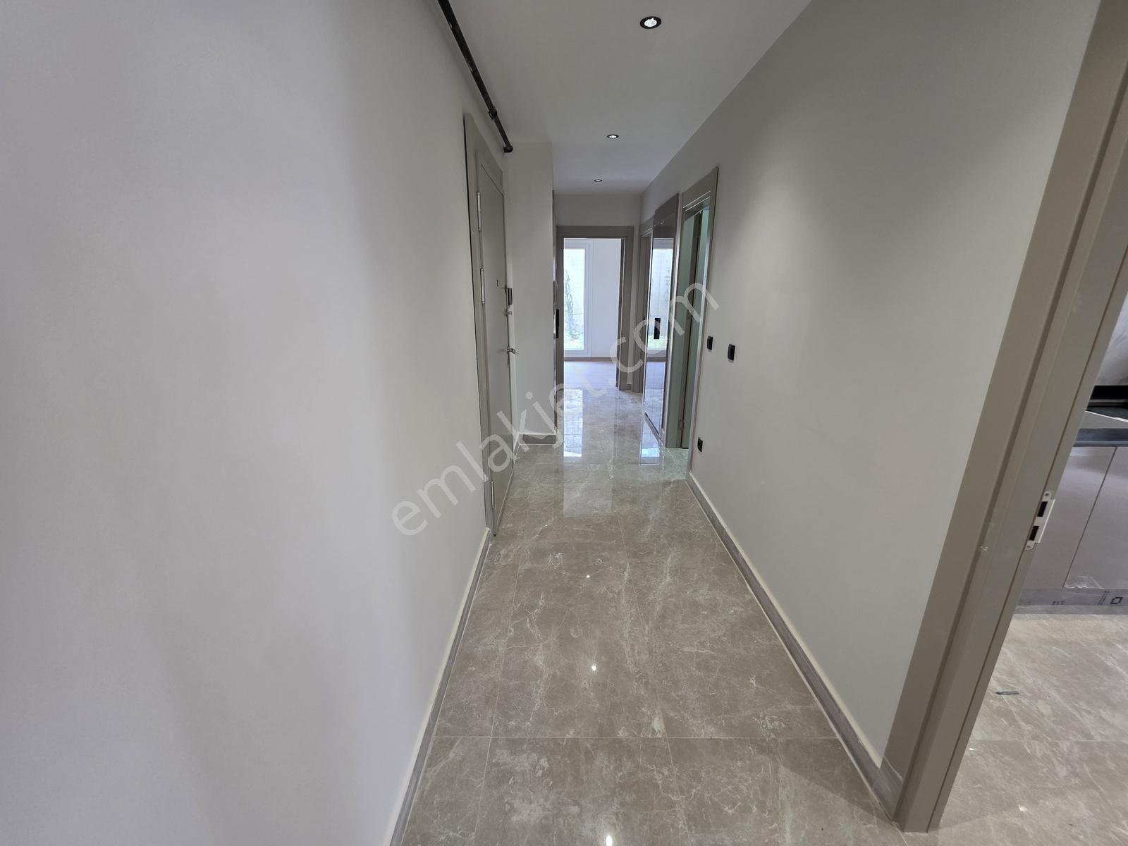 Büyükçekmece Lüks Konsept Geniş Bahçeli 2+1 Sıfır Daire - Görsel 15