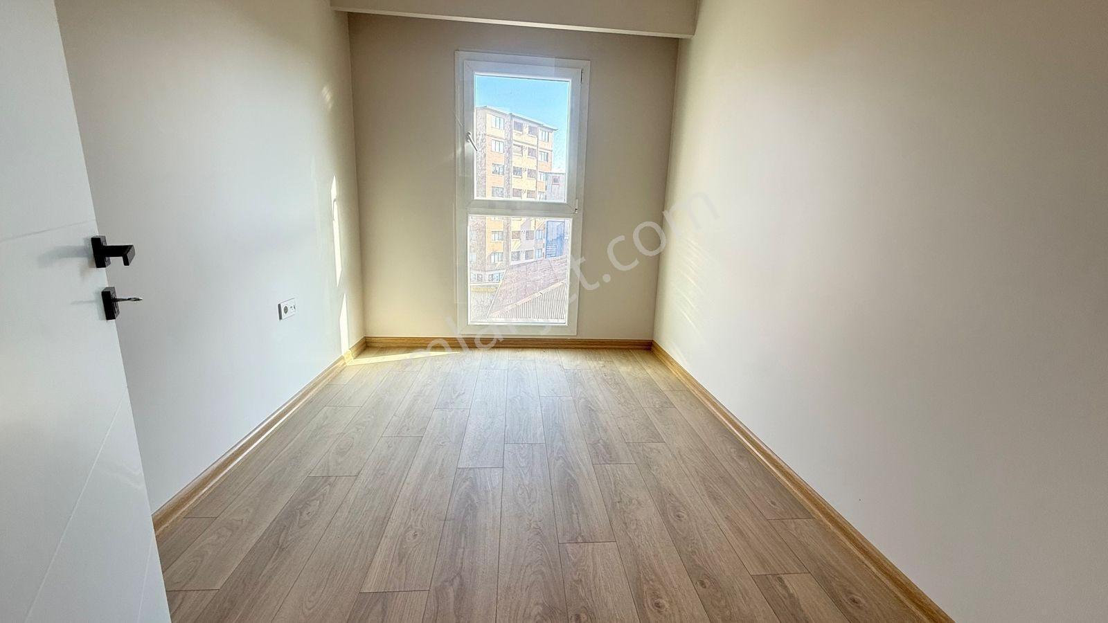 Pendik Kurtköy Metroya Yakın Satılık 3+1 Arakat Sıfır Daire - Görsel 26