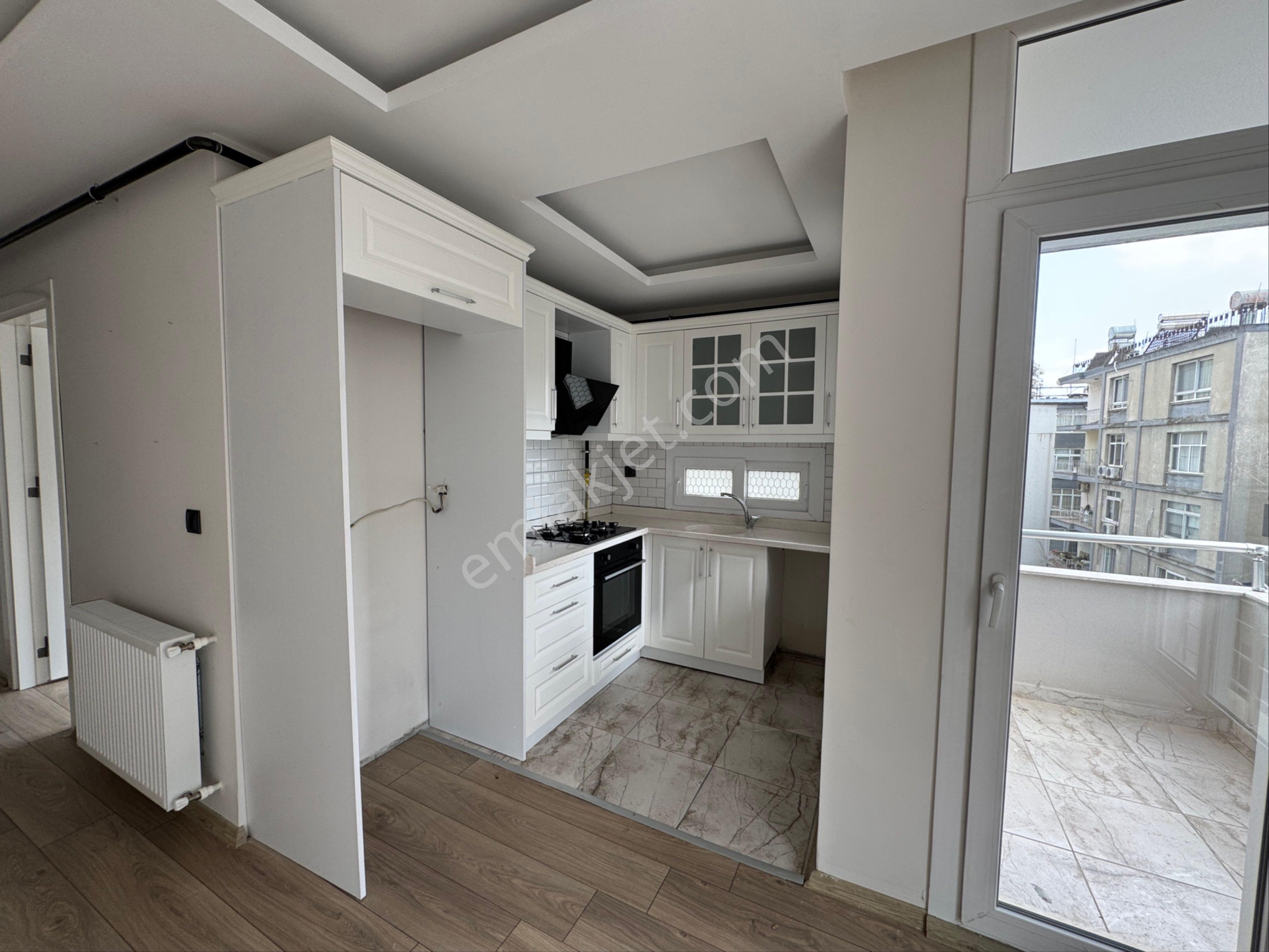 Reşatbey'de Vali Konağı Karşısında 2+1 Açık Mutfak Kiralık Daire - Görsel 26