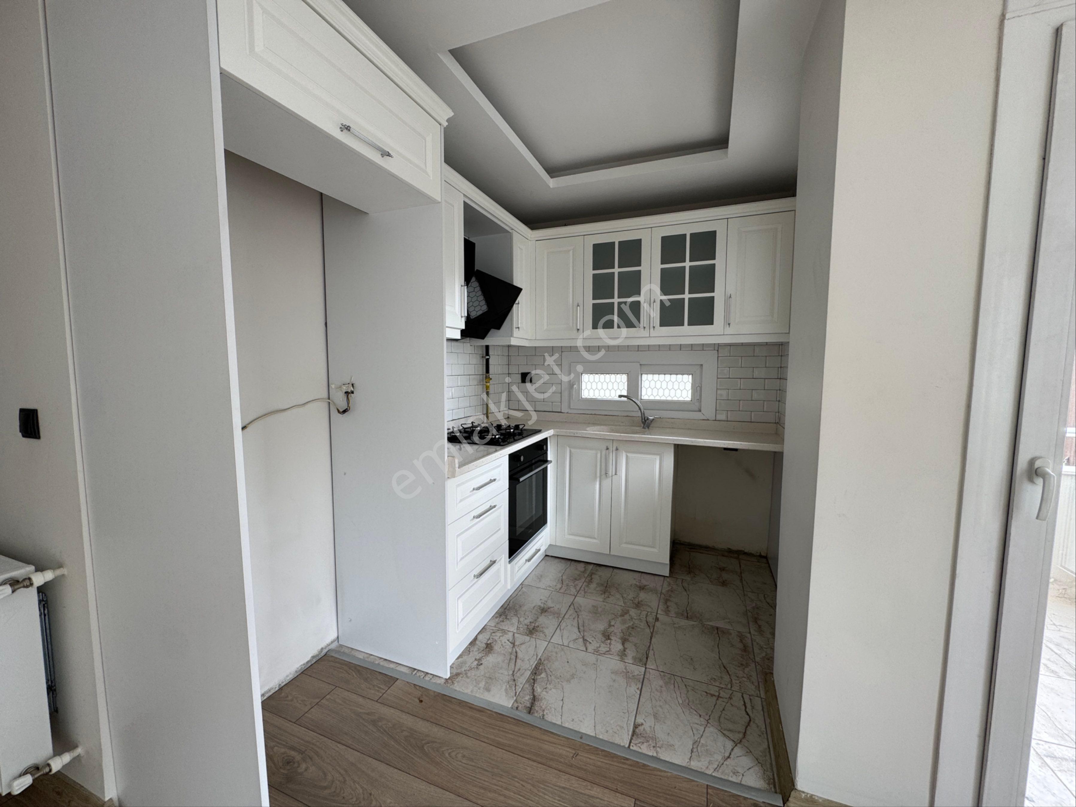 Reşatbey'de Vali Konağı Karşısında 2+1 Açık Mutfak Kiralık Daire - Görsel 22