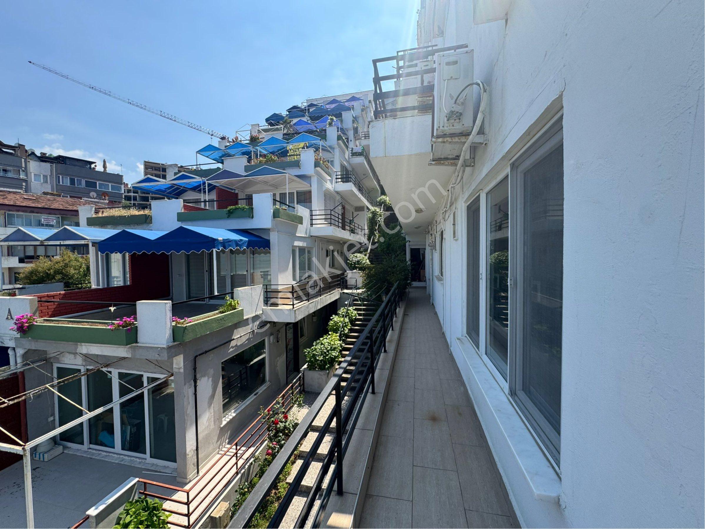 Çınarcık Sahilde Deniz Manzaralı Tek Katlı Ev 80 M2 1+1 1. Kat - Görsel 29