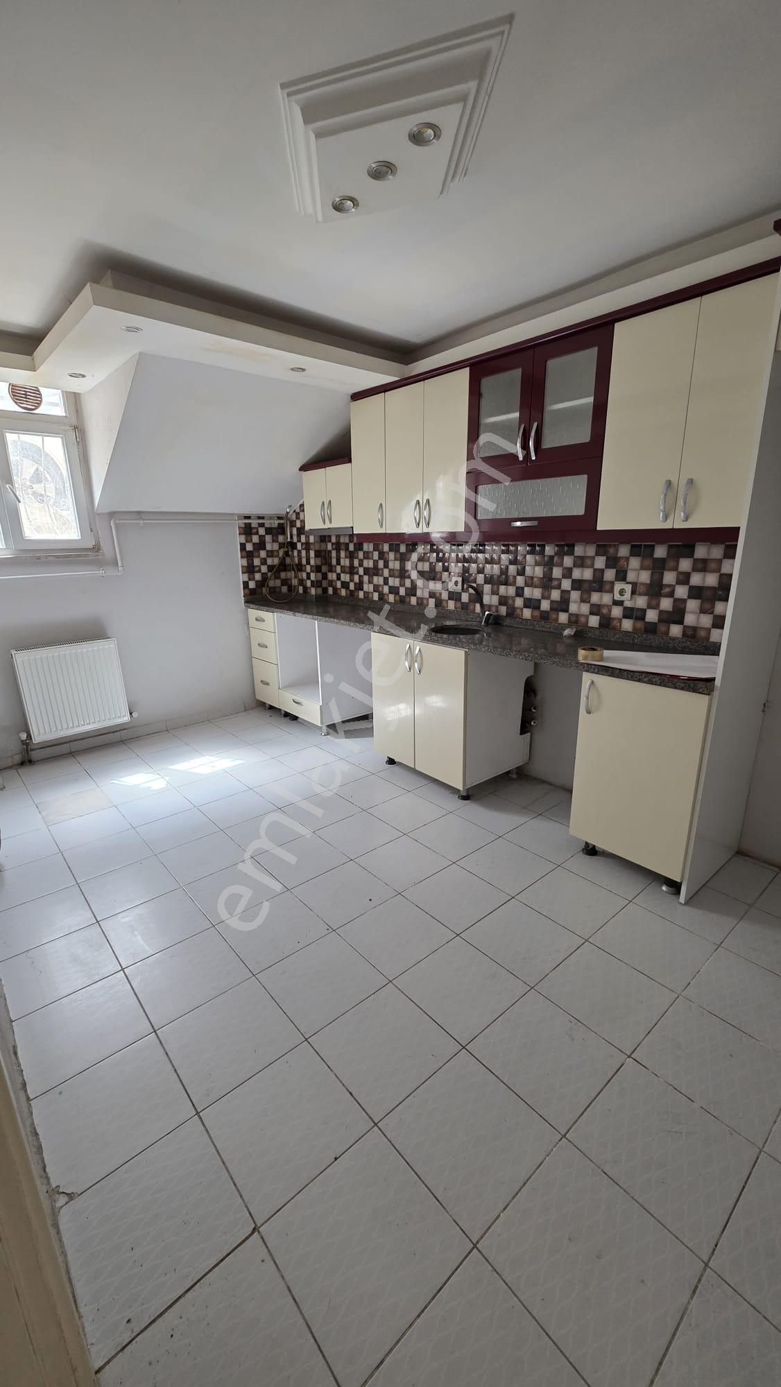 Esenyurt Süleymaniye Mah. Kelepir 2+1 Boş Giriş Kat Altı Daire - Görsel 2