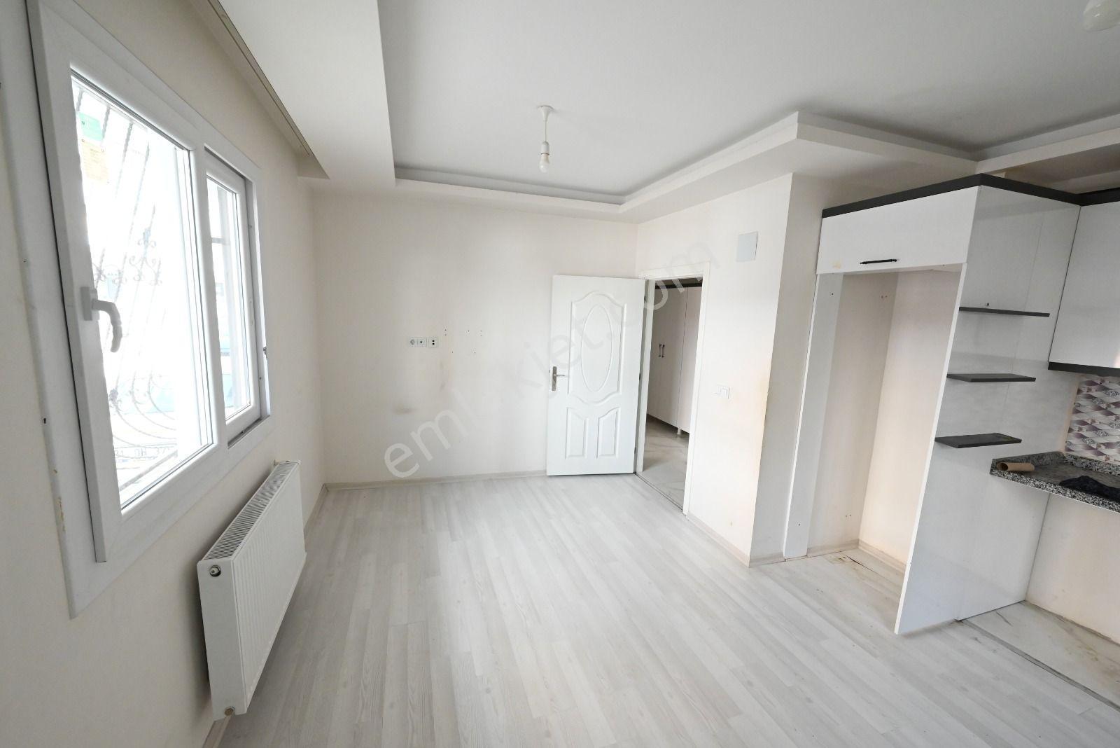 Üstünkent'ten Aydınlıkevler'de Forum Avm Yakını 2+1 Satılık Daire - Görsel 12