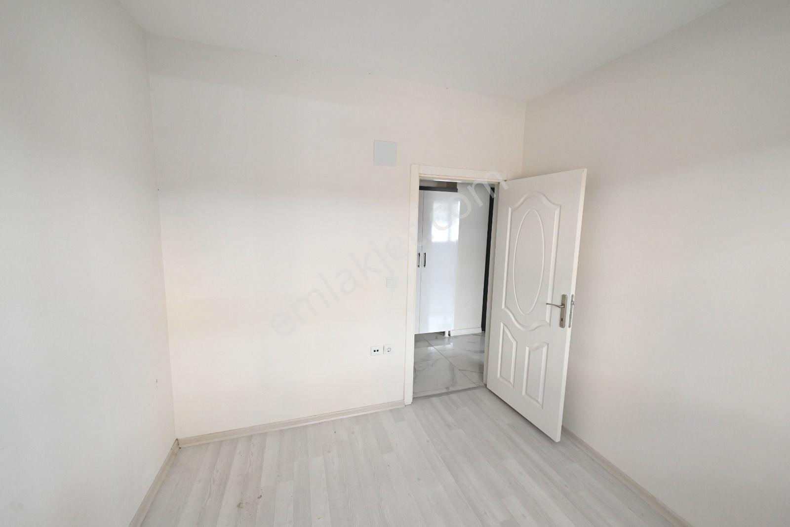 Üstünkent'ten Aydınlıkevler'de Forum Avm Yakını 2+1 Satılık Daire - Görsel 13