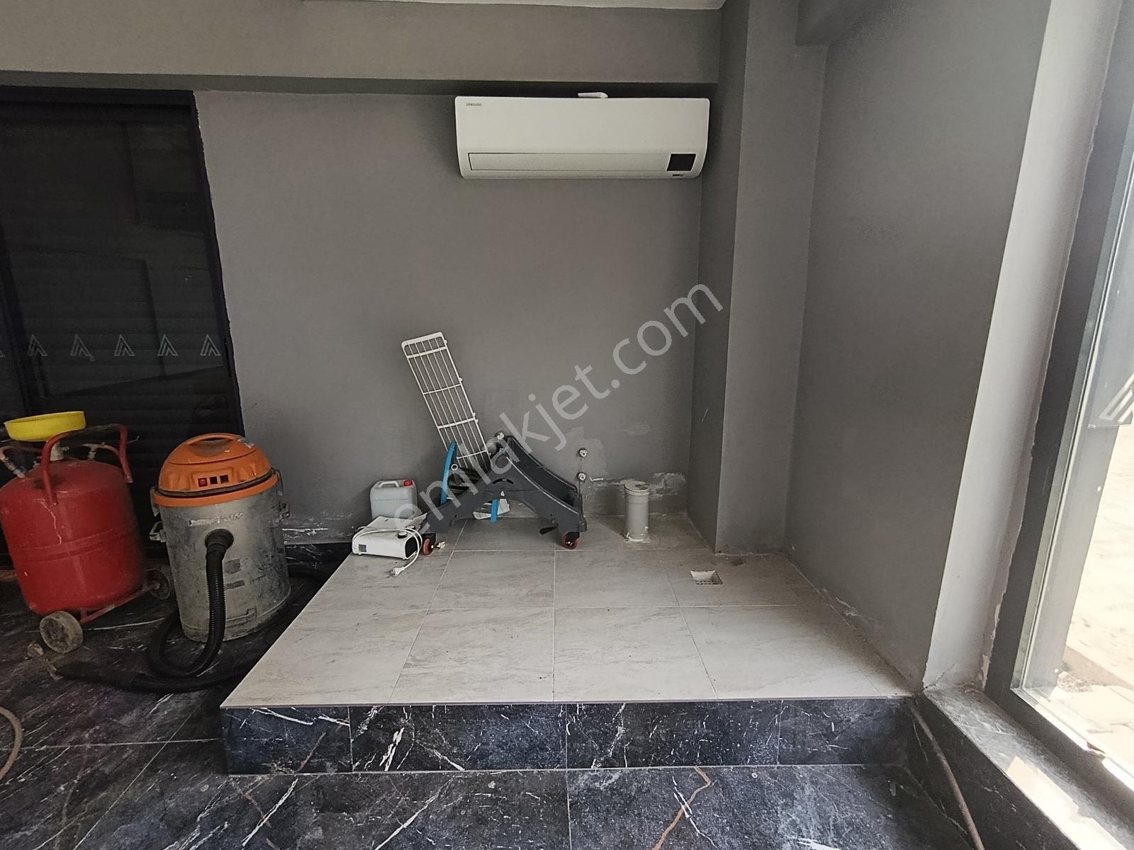 Tire Oto Plaza'da Köşe Konumda Kiralık İşyeri - Görsel 11