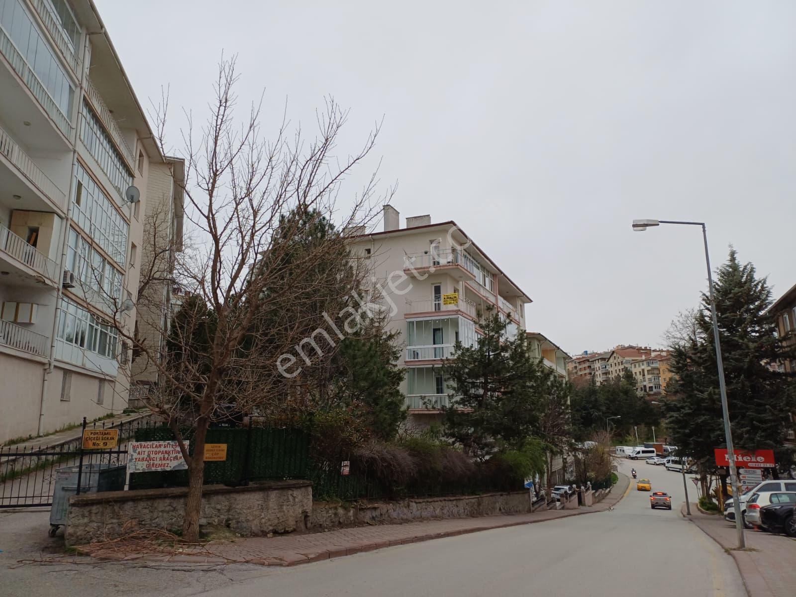 Aşağı Ayrancı Platin Sokakta Kombili Otoparklı Katta Manzaralı 3+1 Kiralık Daire Eids Onaylı - Görsel 17
