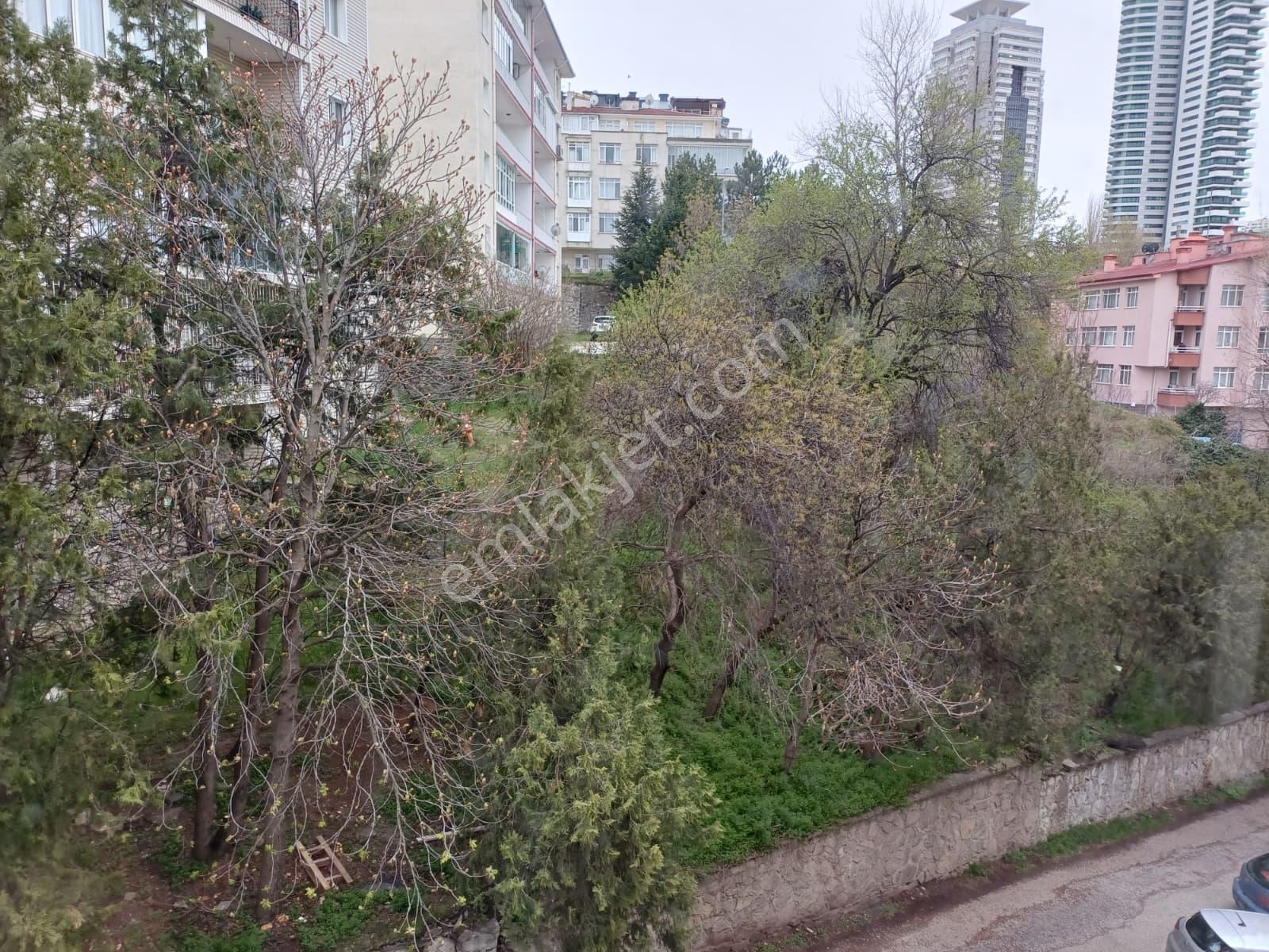 Aşağı Ayrancı Platin Sokakta Kombili Otoparklı Katta Manzaralı 3+1 Kiralık Daire Eids Onaylı - Görsel 27