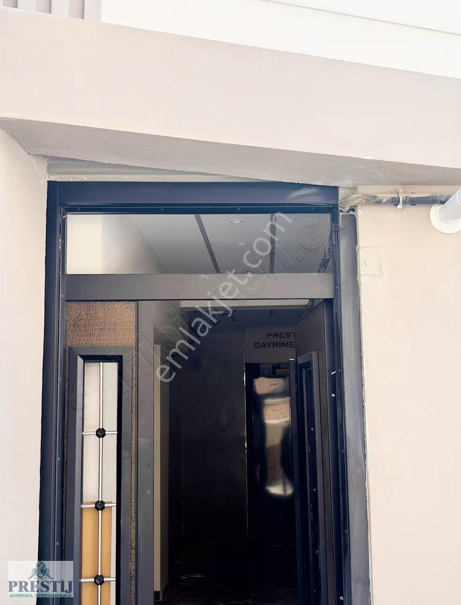 Valiliğe Ve Meydana Yakın Kiralık 2+1 Ofis-büro - Görsel 5