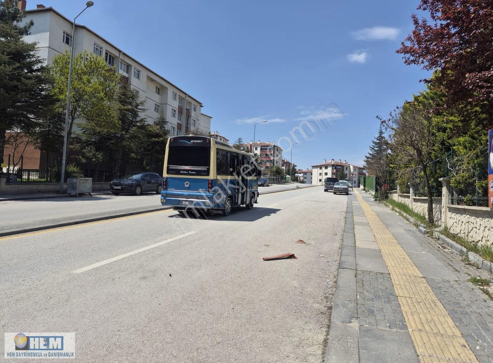 Süleyman Şah Caddesinde Satılık 100m2 Dükkan Mağaza - Görsel 3