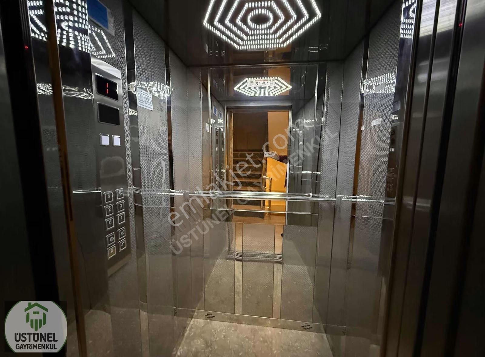 Üstünel Gayrimenkul'den Merkezde Eşyalı Tasarım Satılık Daire - Görsel 5