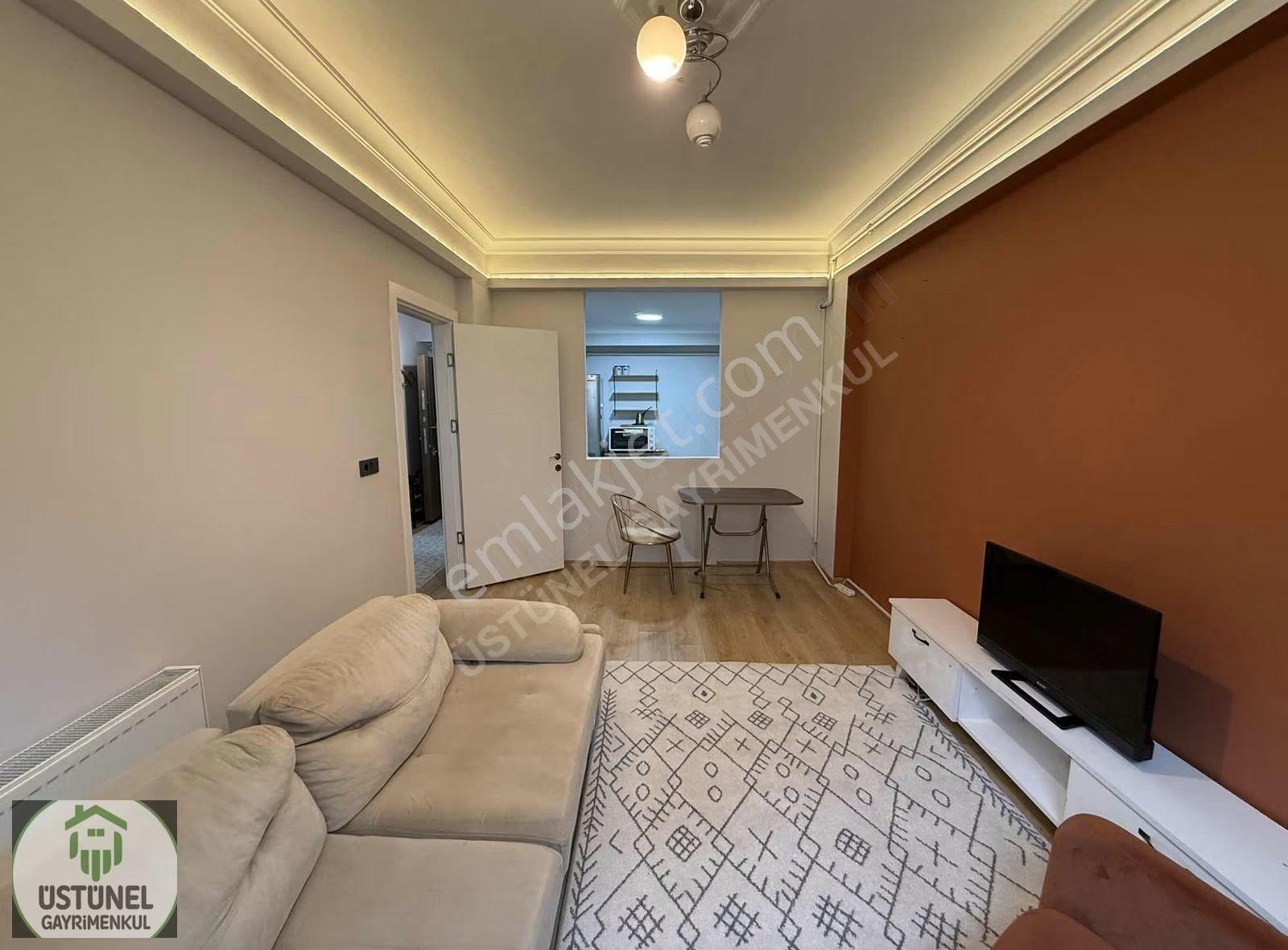 Üstünel Gayrimenkul'den Merkezde Eşyalı Tasarım Kiralık Daire - Görsel 2