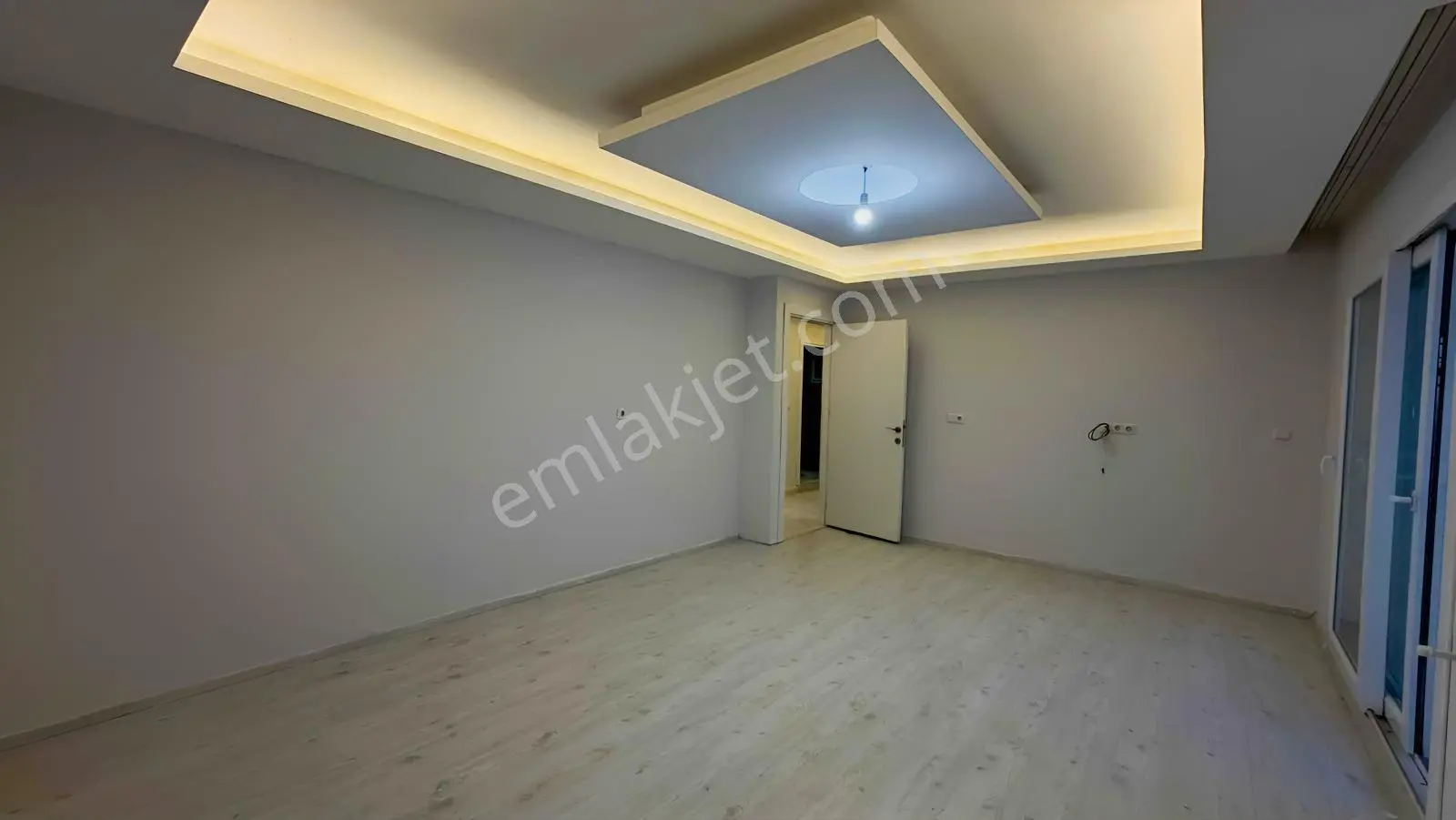 Atc'dan Merkezi Konumda 3+1 Kiralık Daire