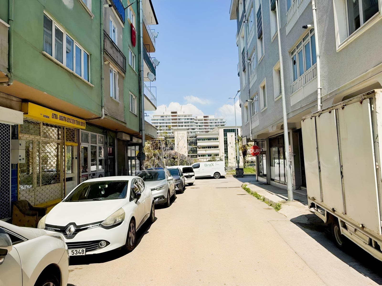 Elmasbahçeler Hayat Hastanesi Karşısı Satılık Dükkan - Görsel 10