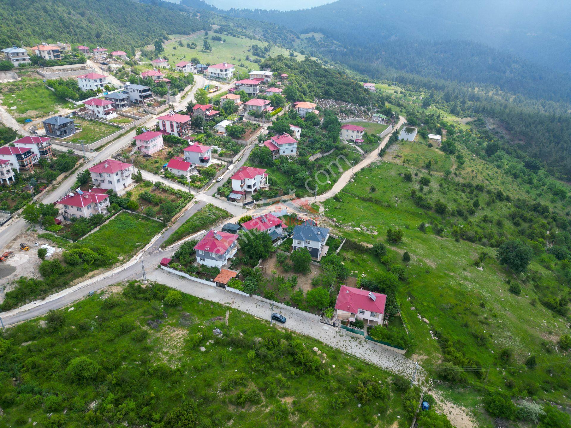 Üstünkent'ten Fındıkpınarında Vadiye Hakim Yapılı Tripleks Villa - Görsel 15