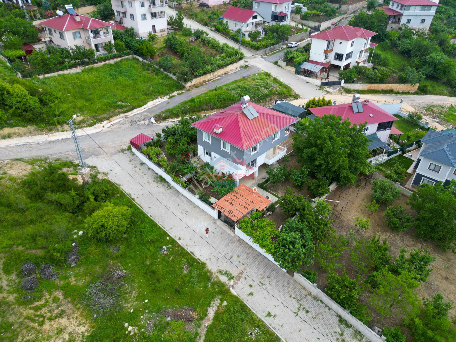 Üstünkent'ten Fındıkpınarında Vadiye Hakim Yapılı Tripleks Villa - Görsel 24