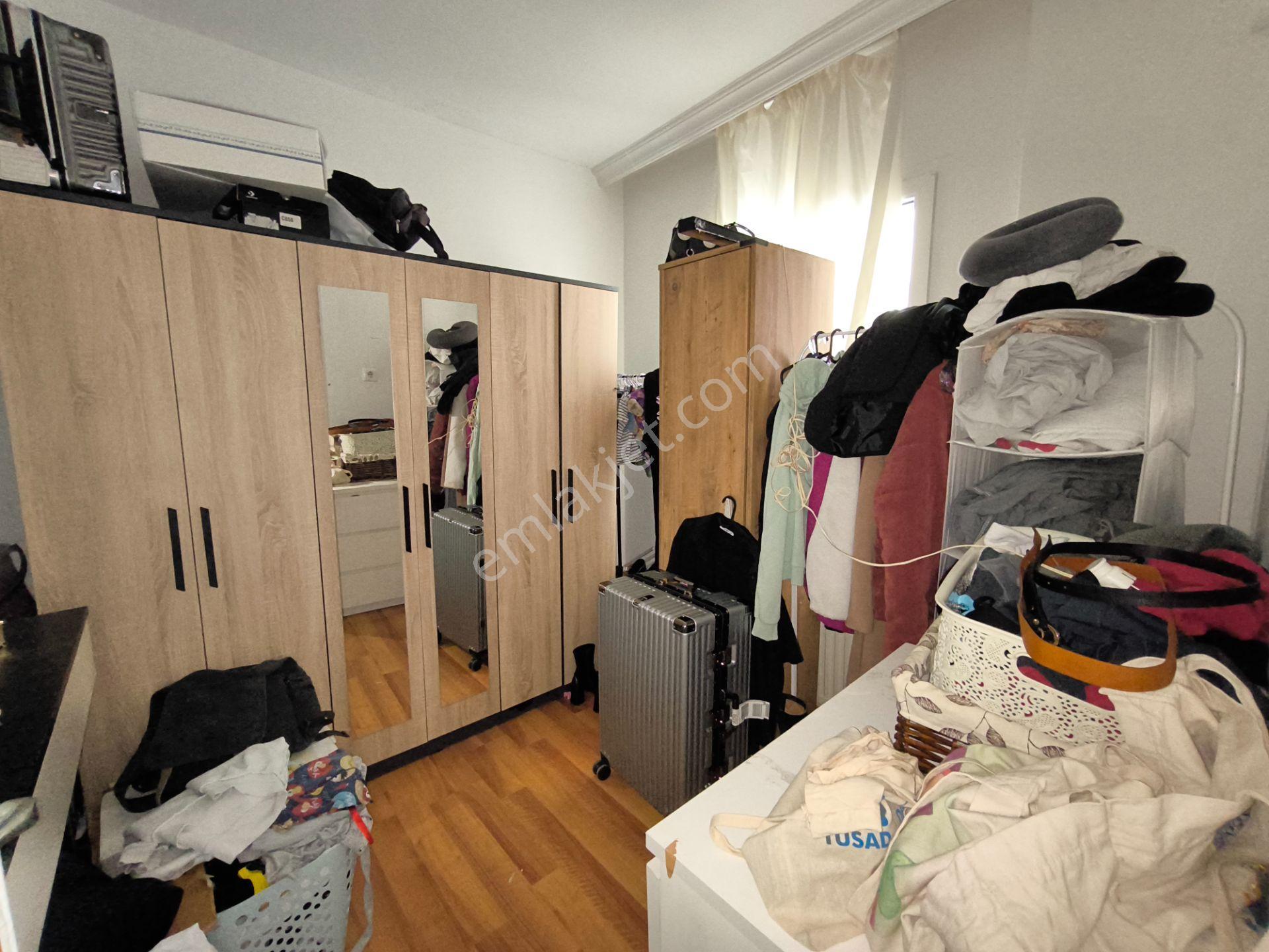 Konak Güzelyalı Merkezi Konumda 3+1 Doğalgaz Balkon Kapalı Mutfak Satılık Daire - Görsel 11