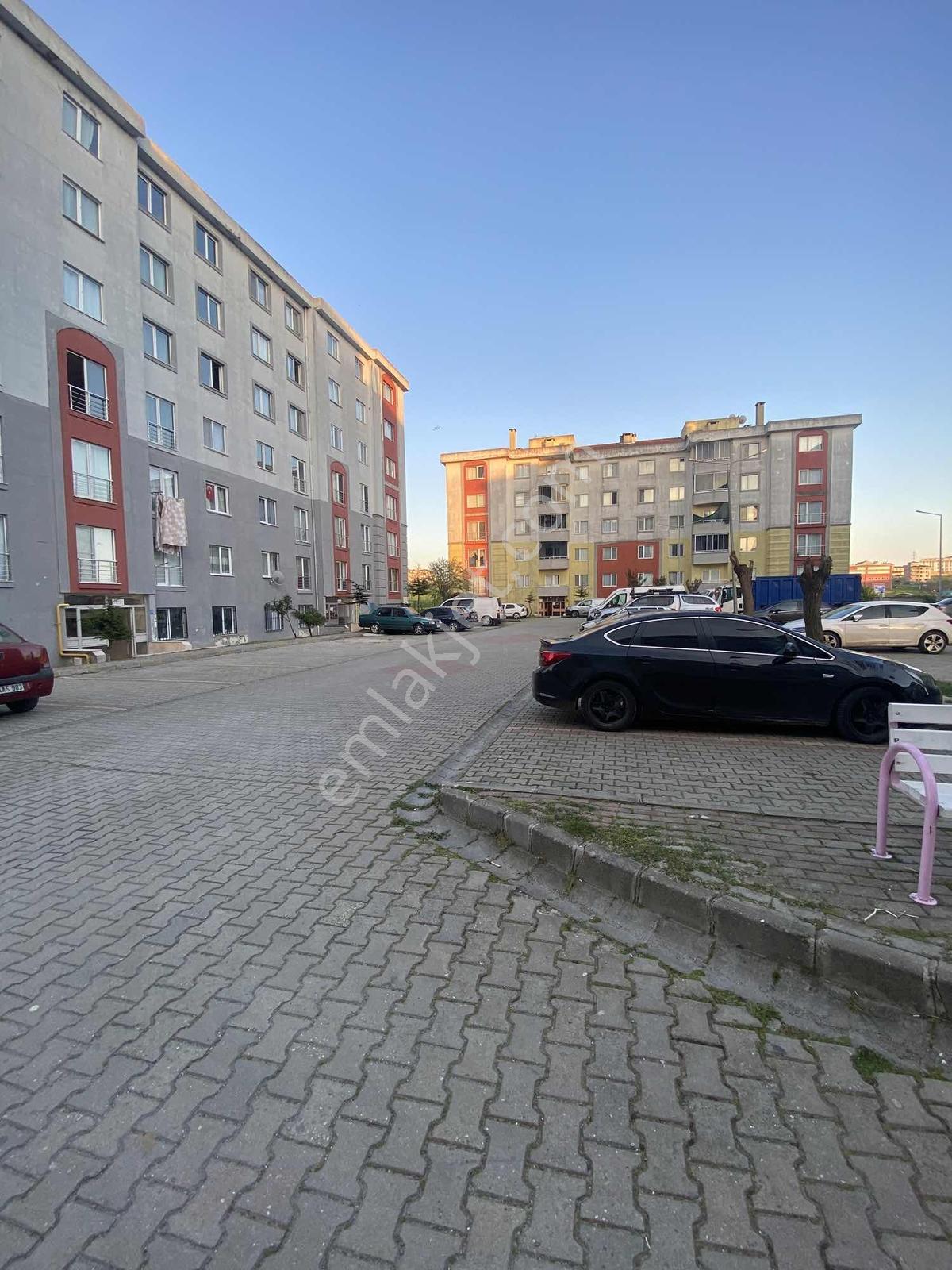 Marmaracık Sitesinde Güney Cephe Balkonlu 2+1 Kiralık Daire - Görsel 12