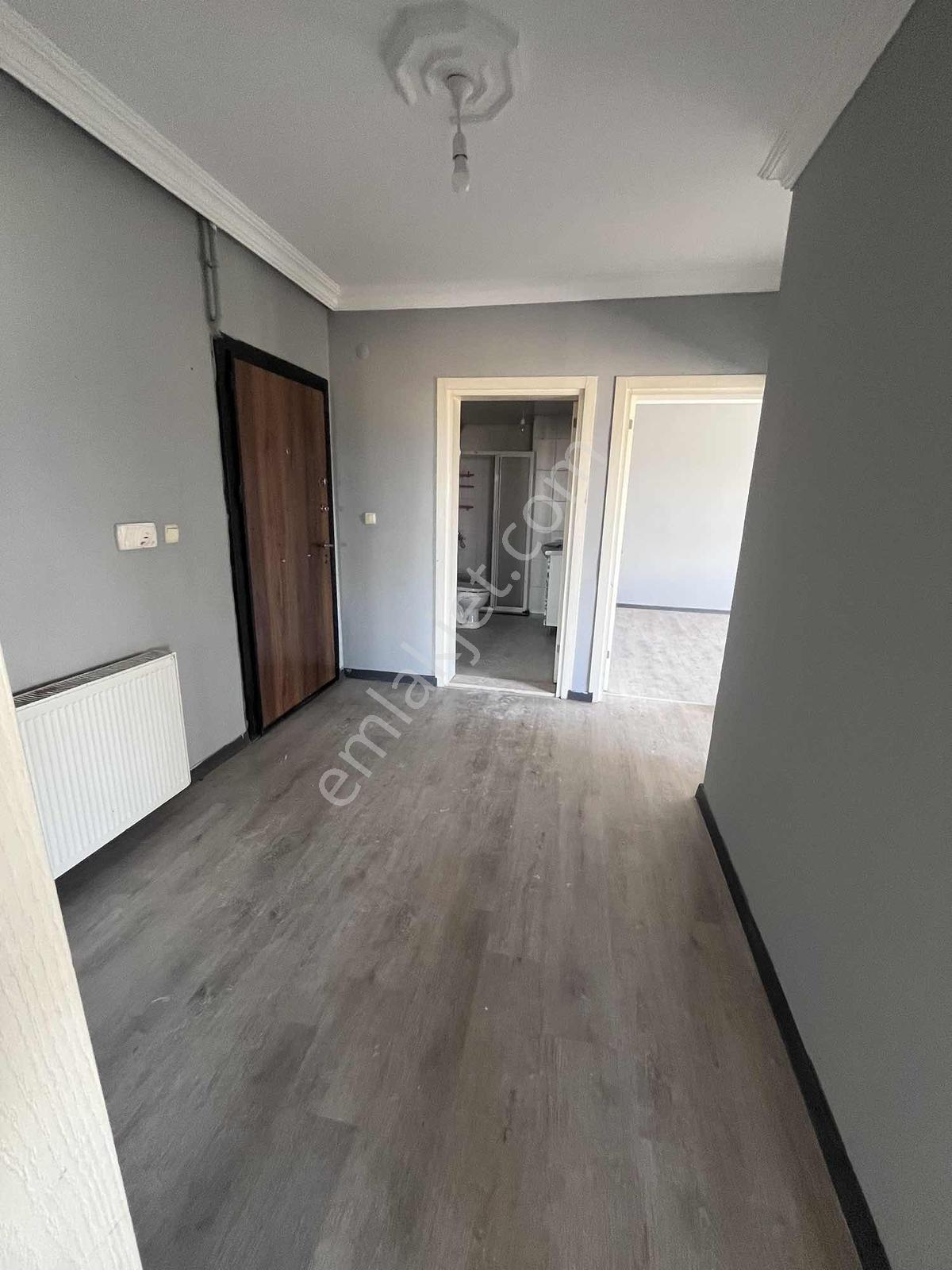 Marmaracık Sitesinde Güney Cephe Balkonlu 2+1 Kiralık Daire - Görsel 9