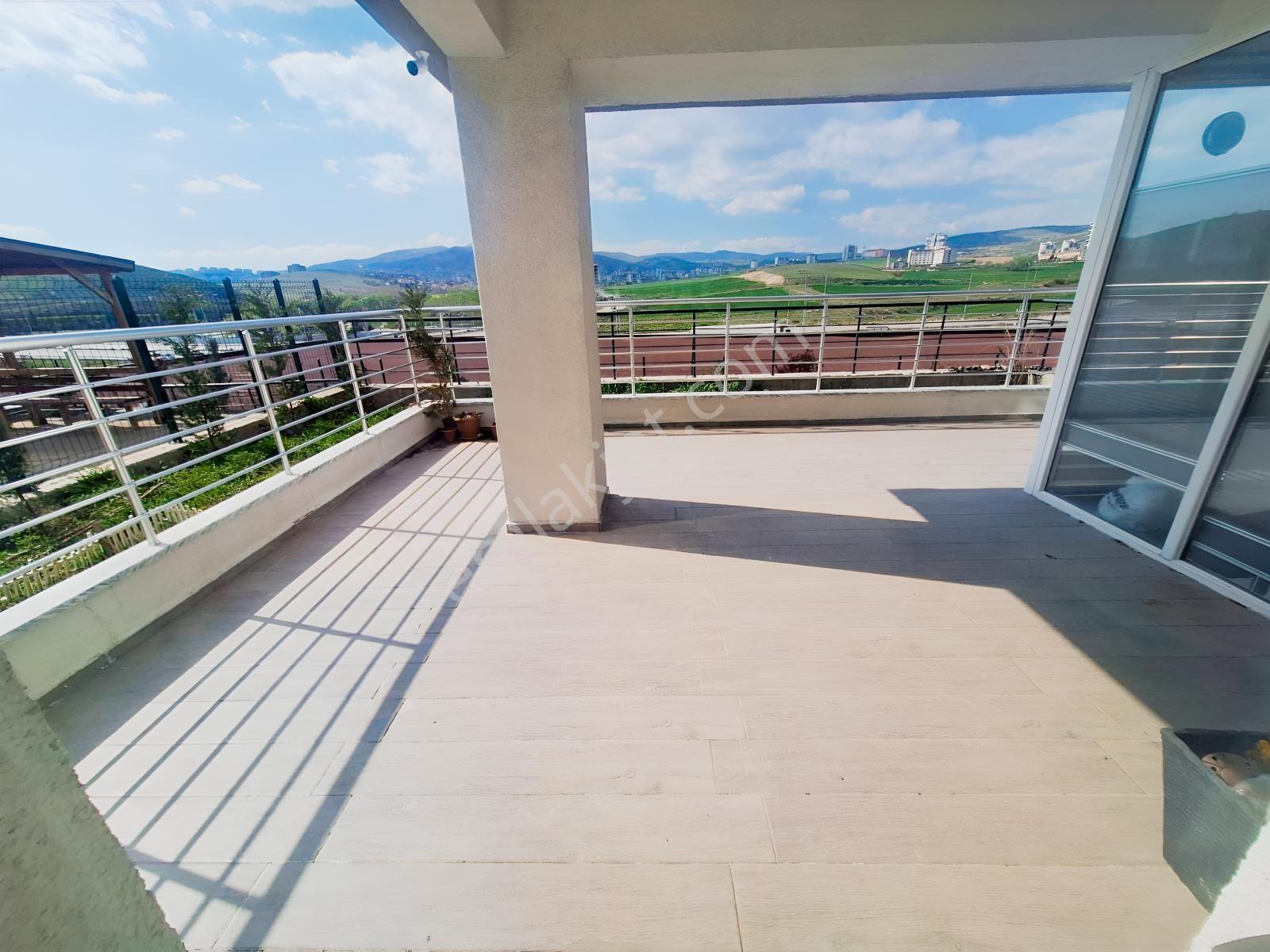 Mesire Alanı Karşısı Özel Bahçe Teraslı 4+1 Lüks Satılık Daire - Görsel 4
